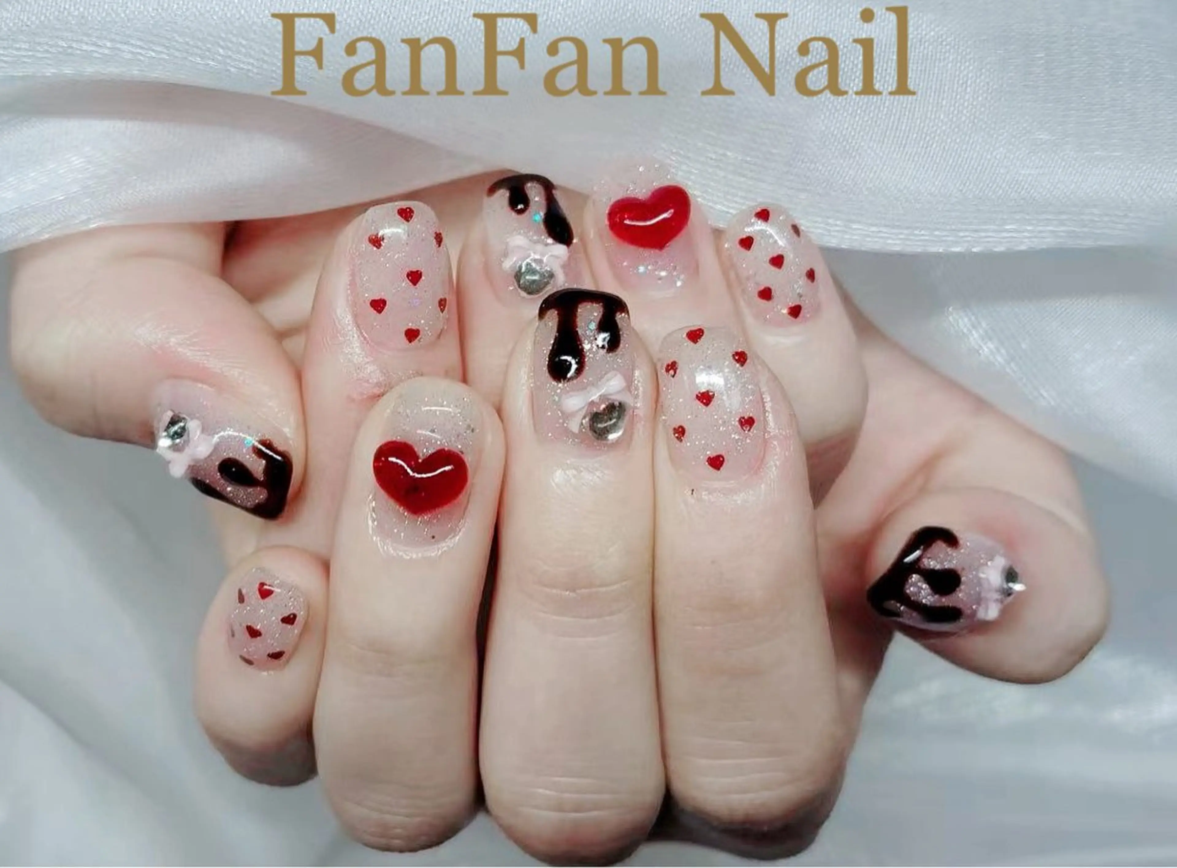 ネイル アートネイル オーロラネイル ガーリー キラキラネイル 韓国ネイル ハンドネイル KaKa FanFanNailのネイルデザイン