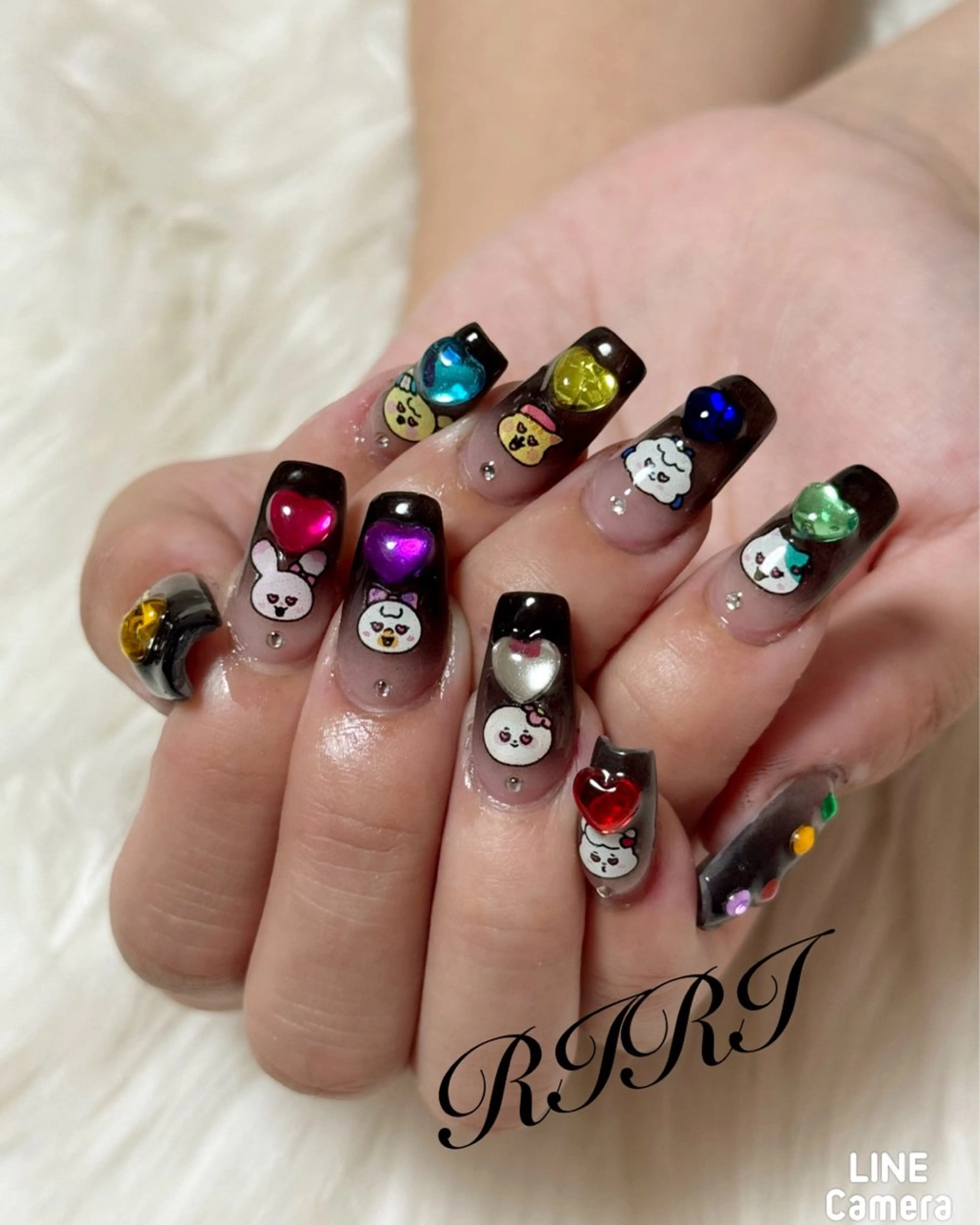 ネイル ジェルネイル グラデーション ロングネイル スカルプネイル シンプルネイル ハンドネイル riri オーナーのネイルデザイン