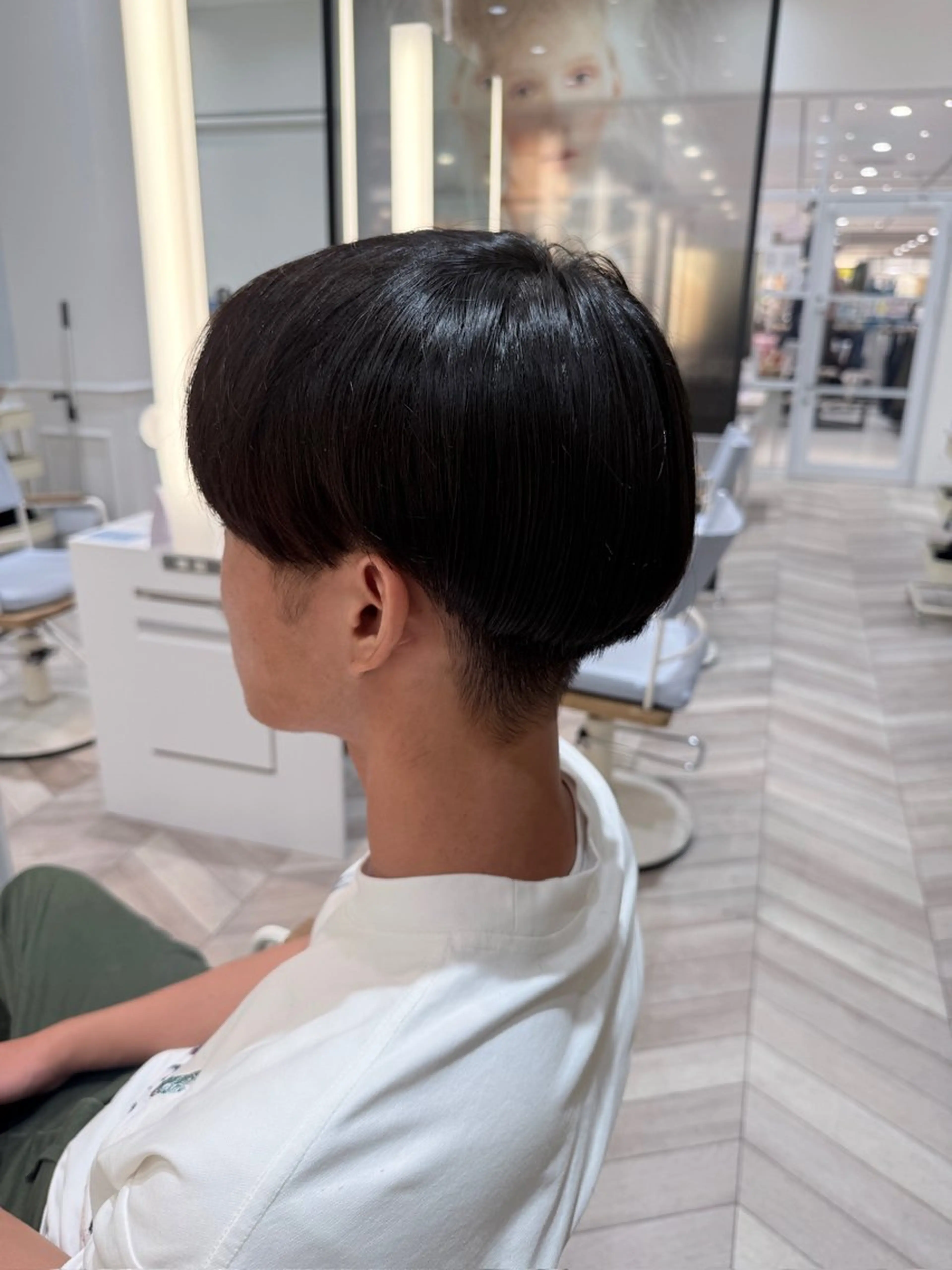 メンズ 透明感カラー🫧 幕内梨乃亜のヘアスタイル