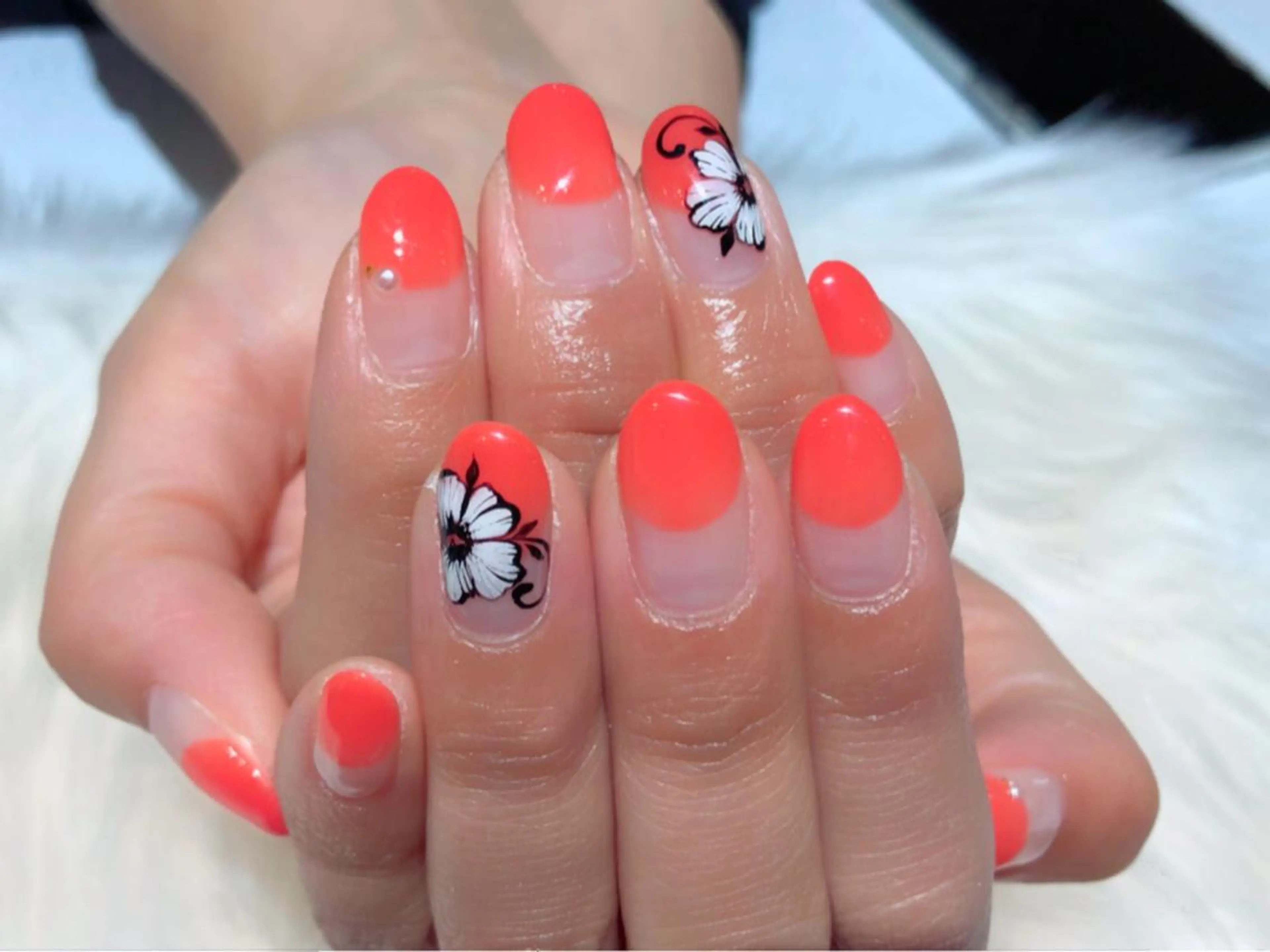 ネイル Li'leaNail AINAのネイルデザイン