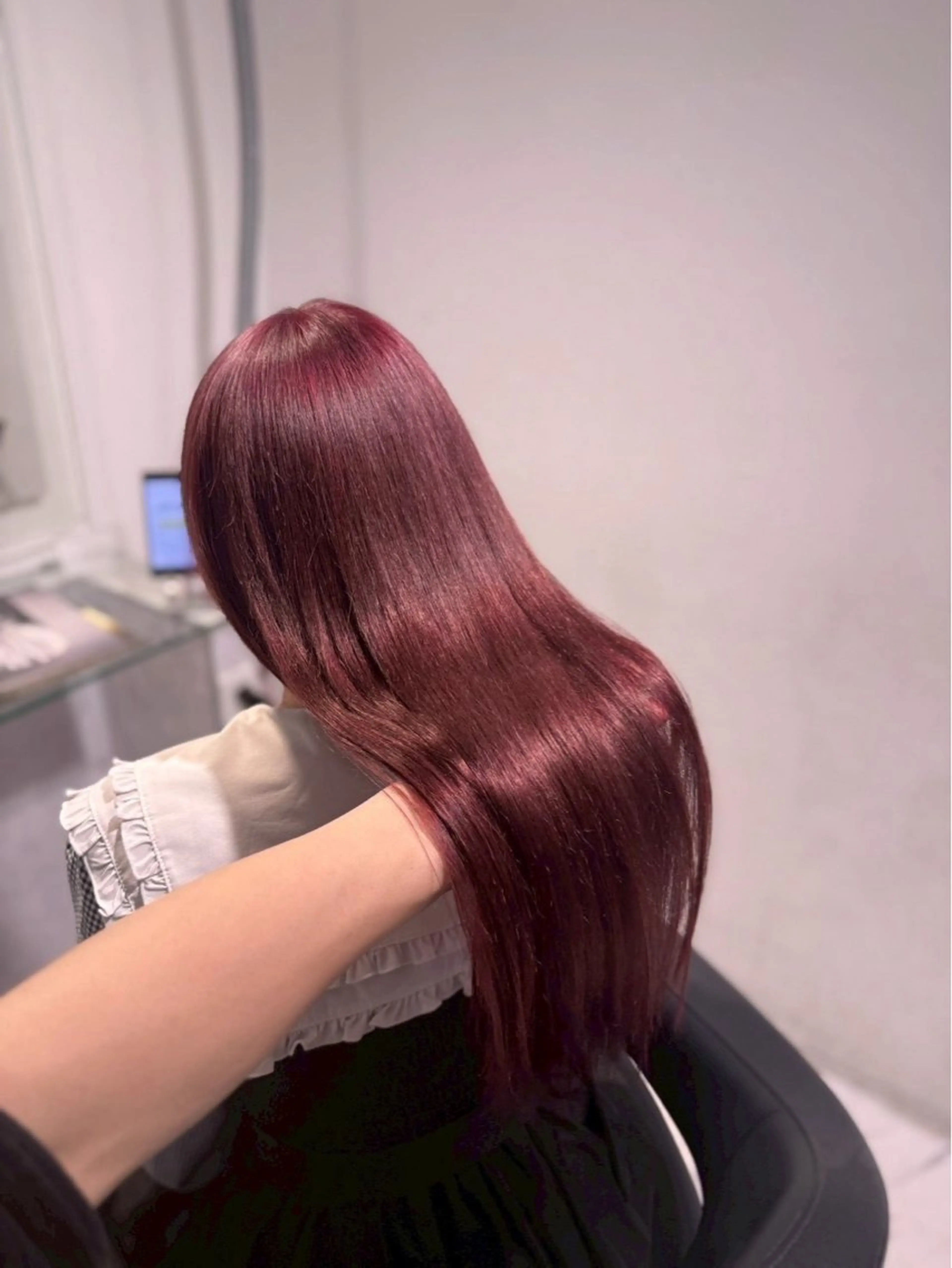 カラー ブリーチ 髪質改善 山本 まはるのヘアスタイル