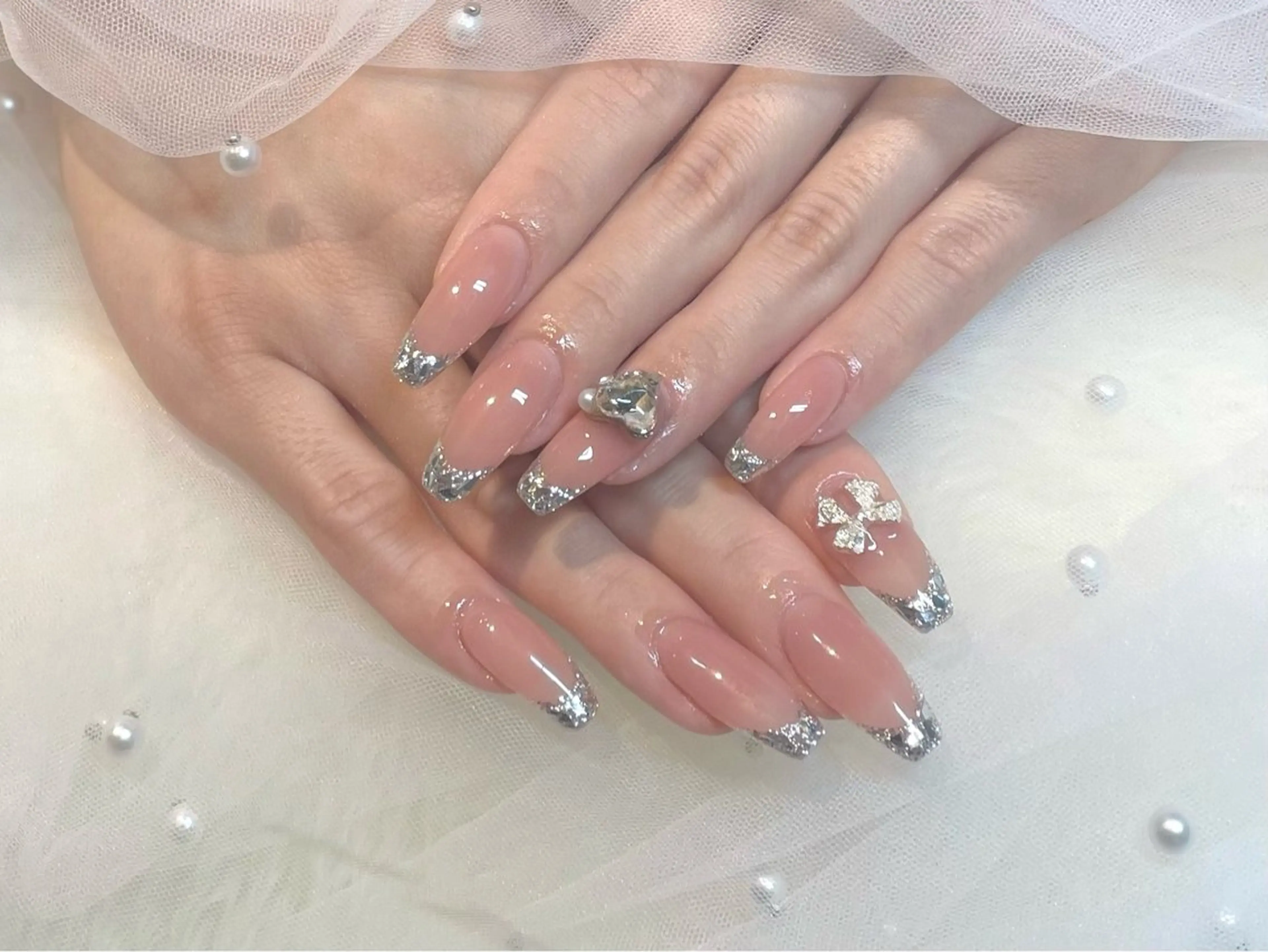 〈オフあり〉ガラスフレンチ/ミラーフレンチネイル💫¥6900《ミニモ限定✨大きいパーツ1つ無料》の写真