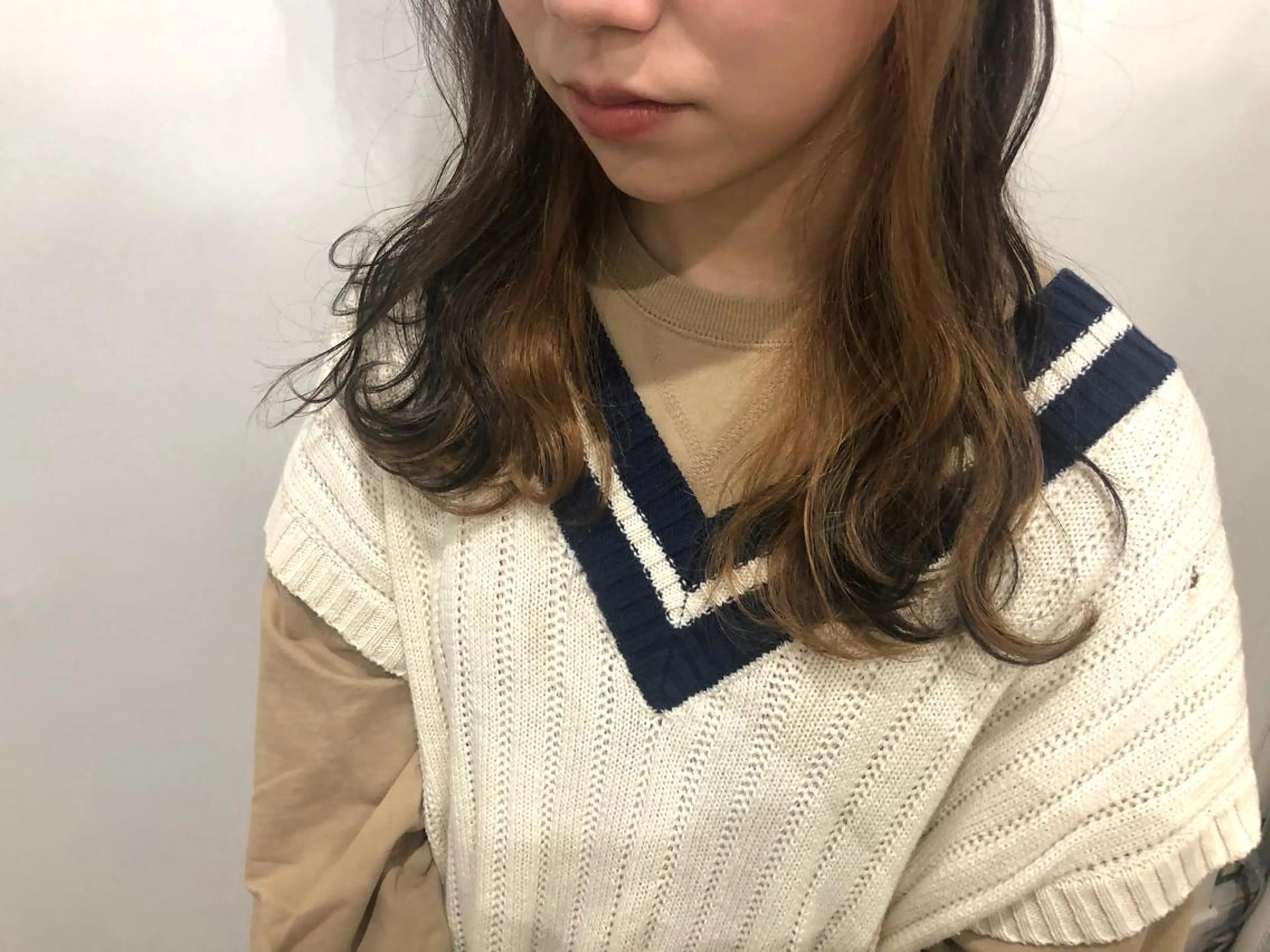 カラー ヘアカラー white.梅田 デザインカラー🦄のヘアスタイル