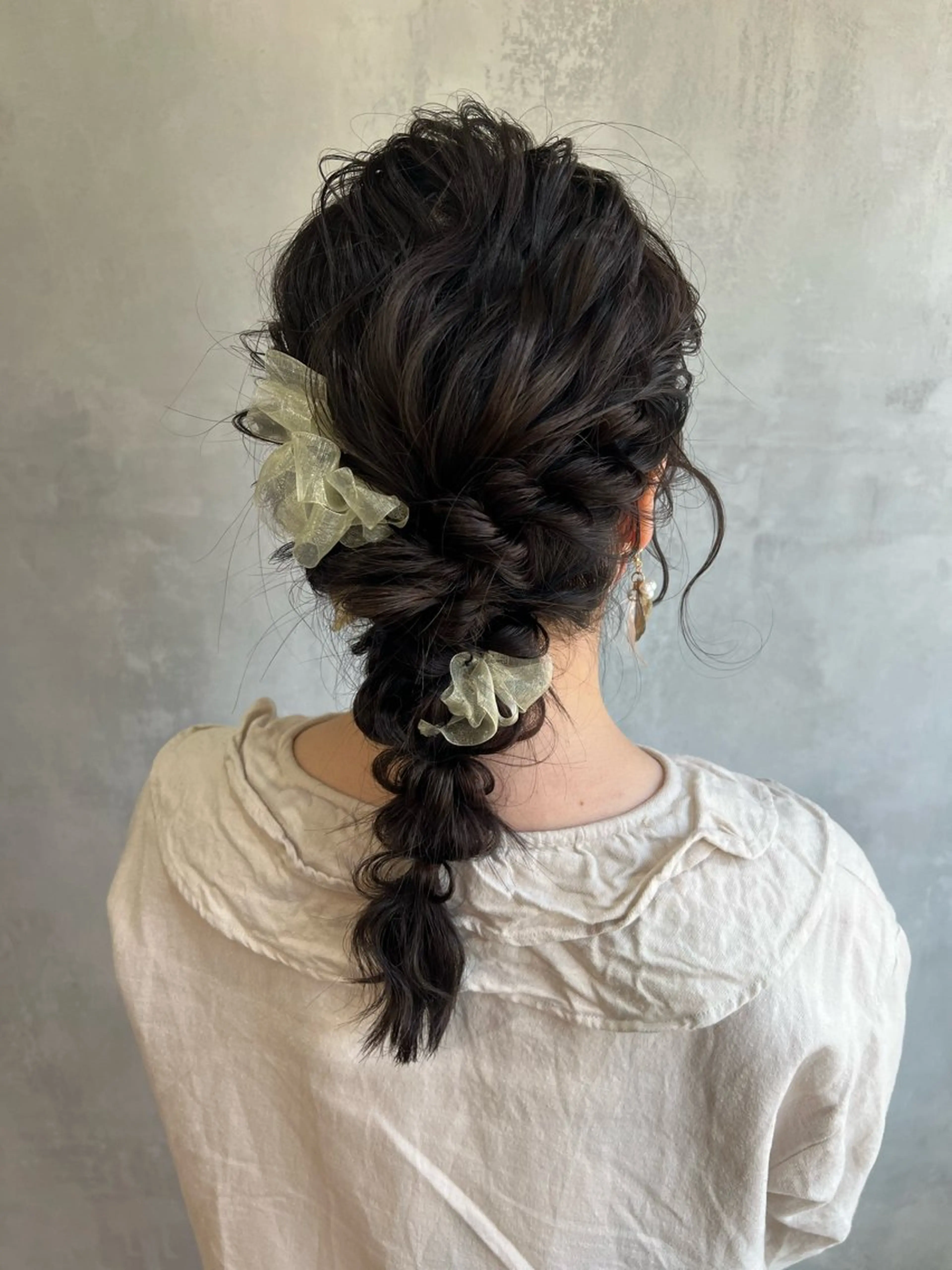 ミディアム ヘアアレンジ 高畑 恵莉 👒 暖色 / 艶髪 🧺のヘアスタイル