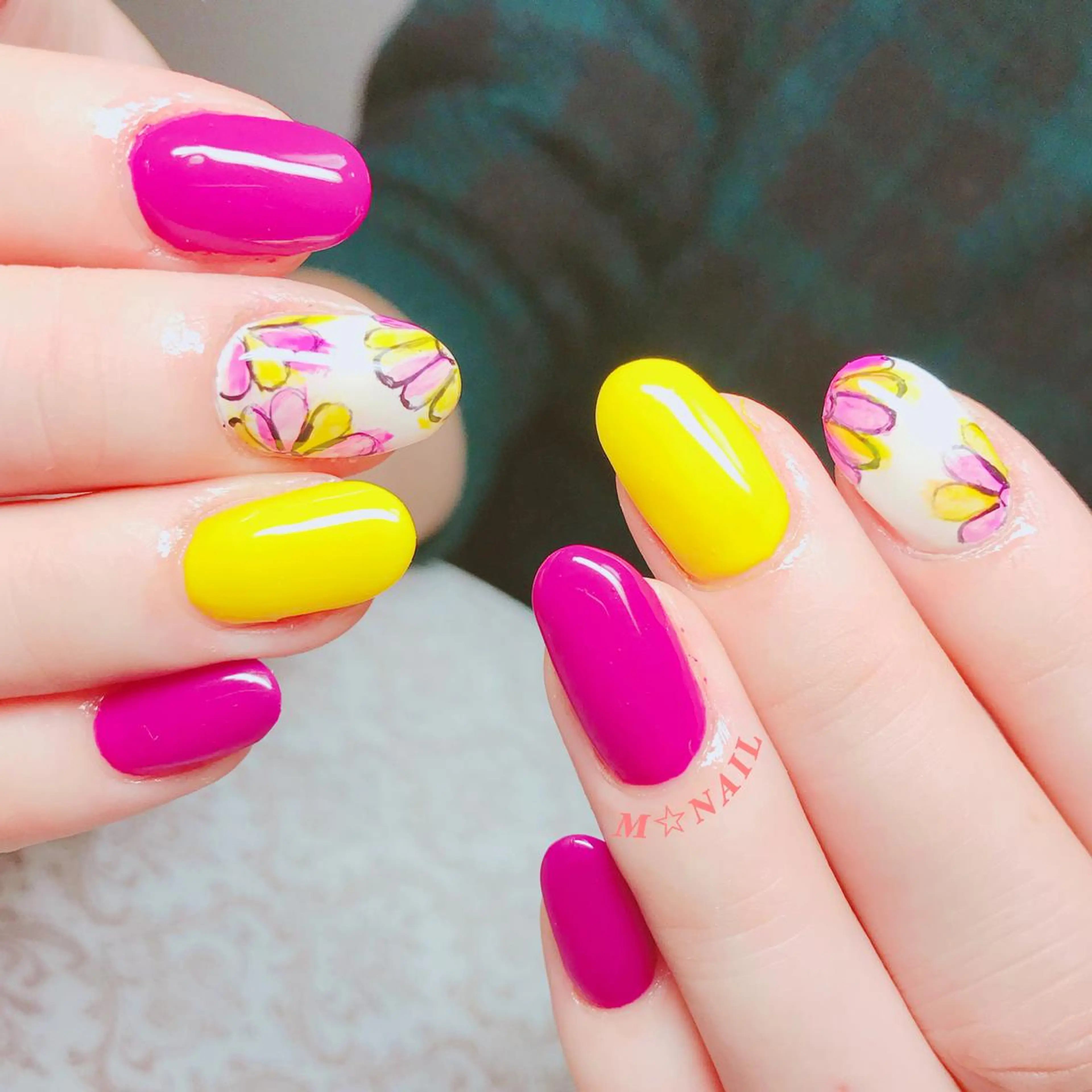 ネイル フラワーネイル ハンドネイル COCO +のエステ・リラクイメージ