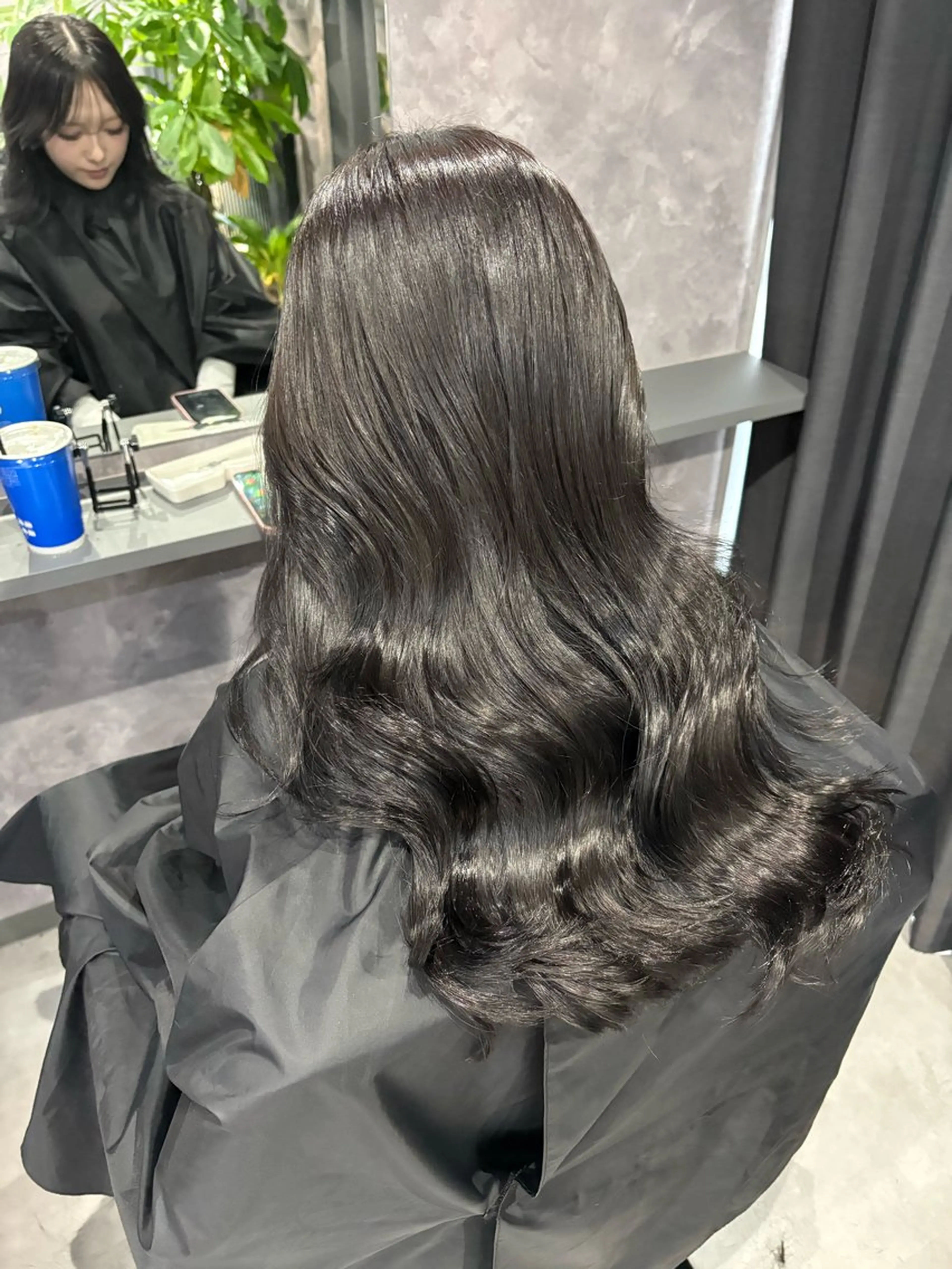 ロング カラー 透明感カラー カット ヘアカラー トリートメント nameless miichiのヘアスタイル