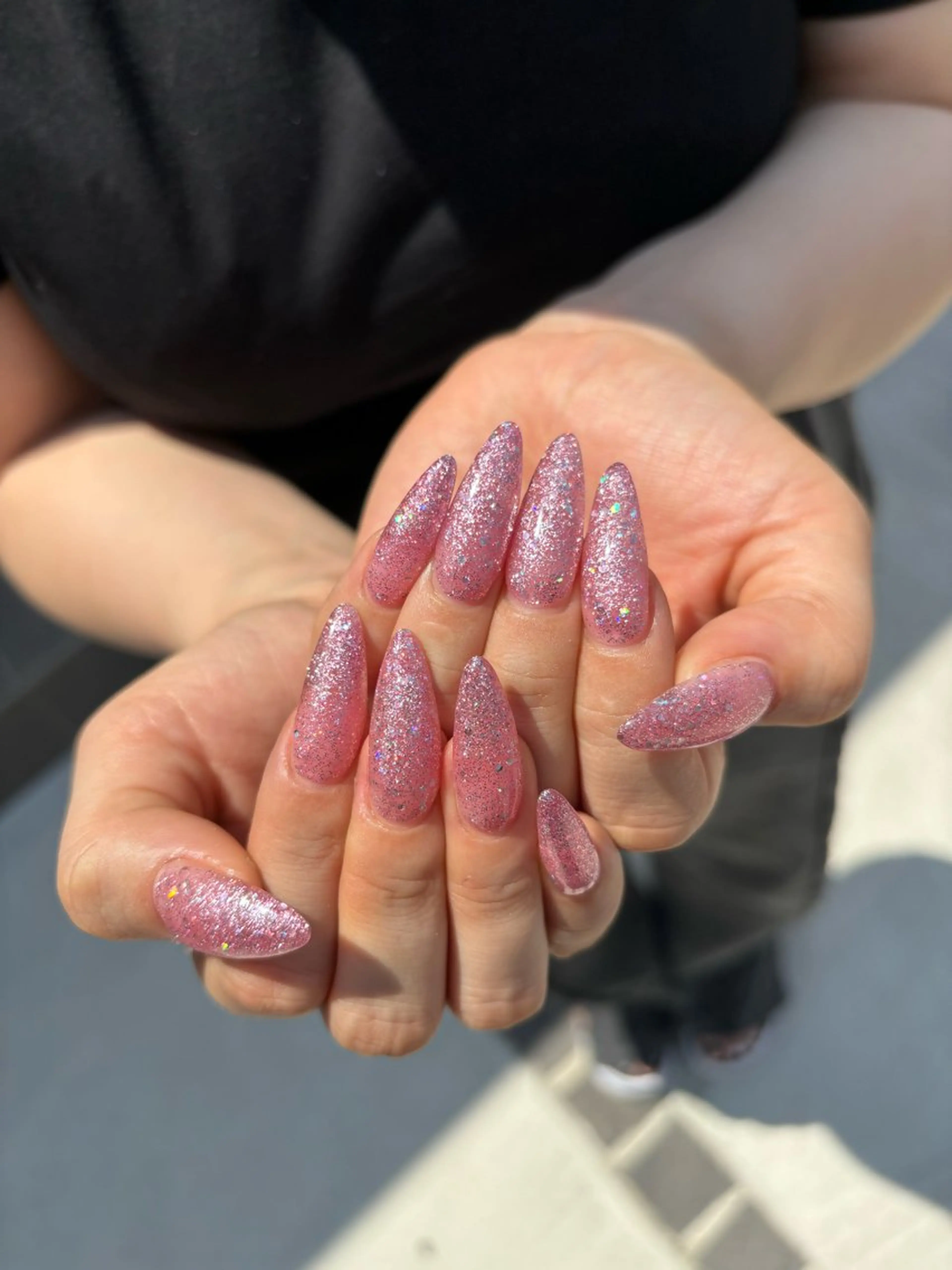 ネイル ラメ(グリッター) ロングネイル ワンカラーネイル ピンク happiness nailのネイルデザイン