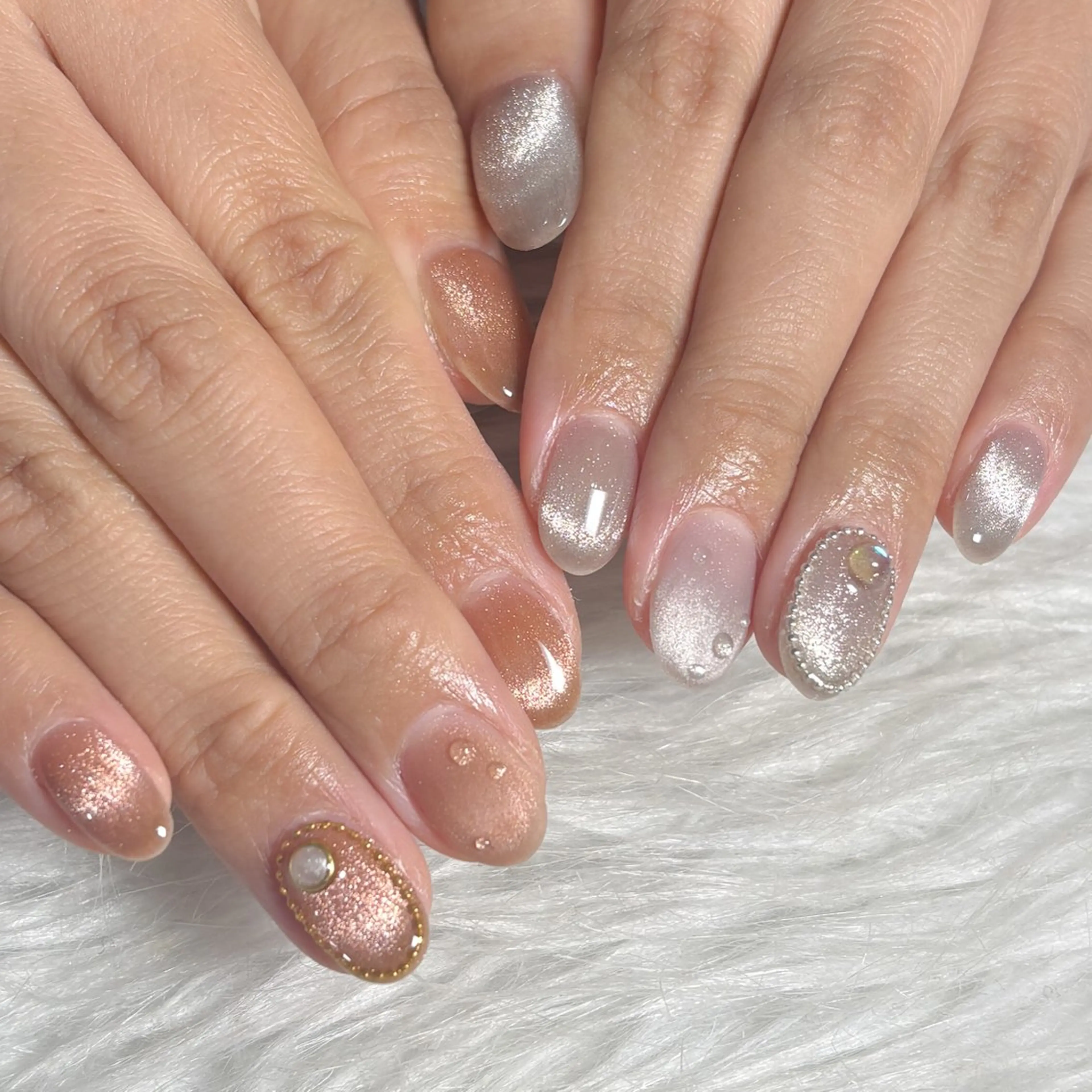 ネイル ハンドネイル LAVISH manaのネイルデザイン