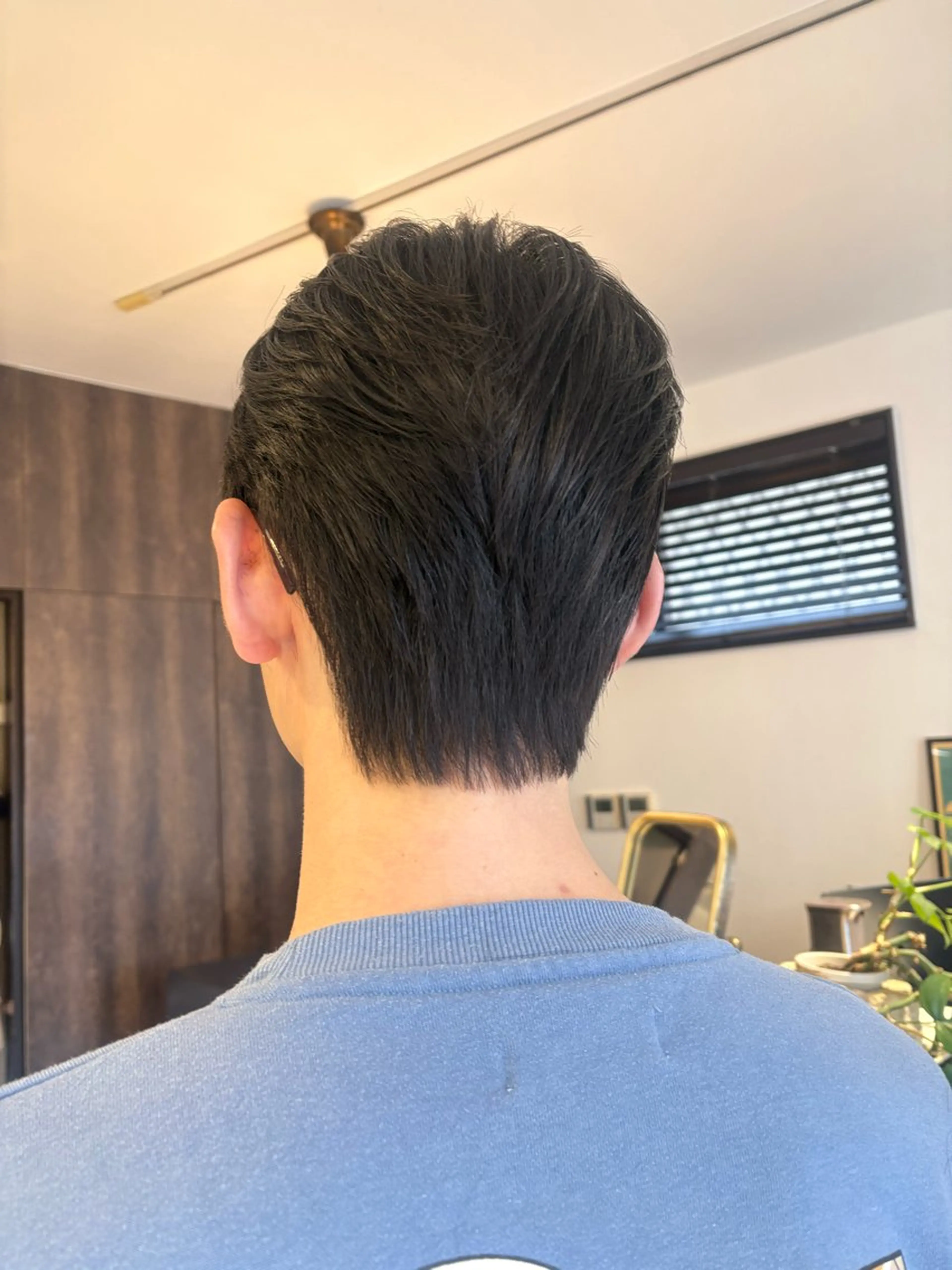 ショート 西野 優夏のヘアスタイル