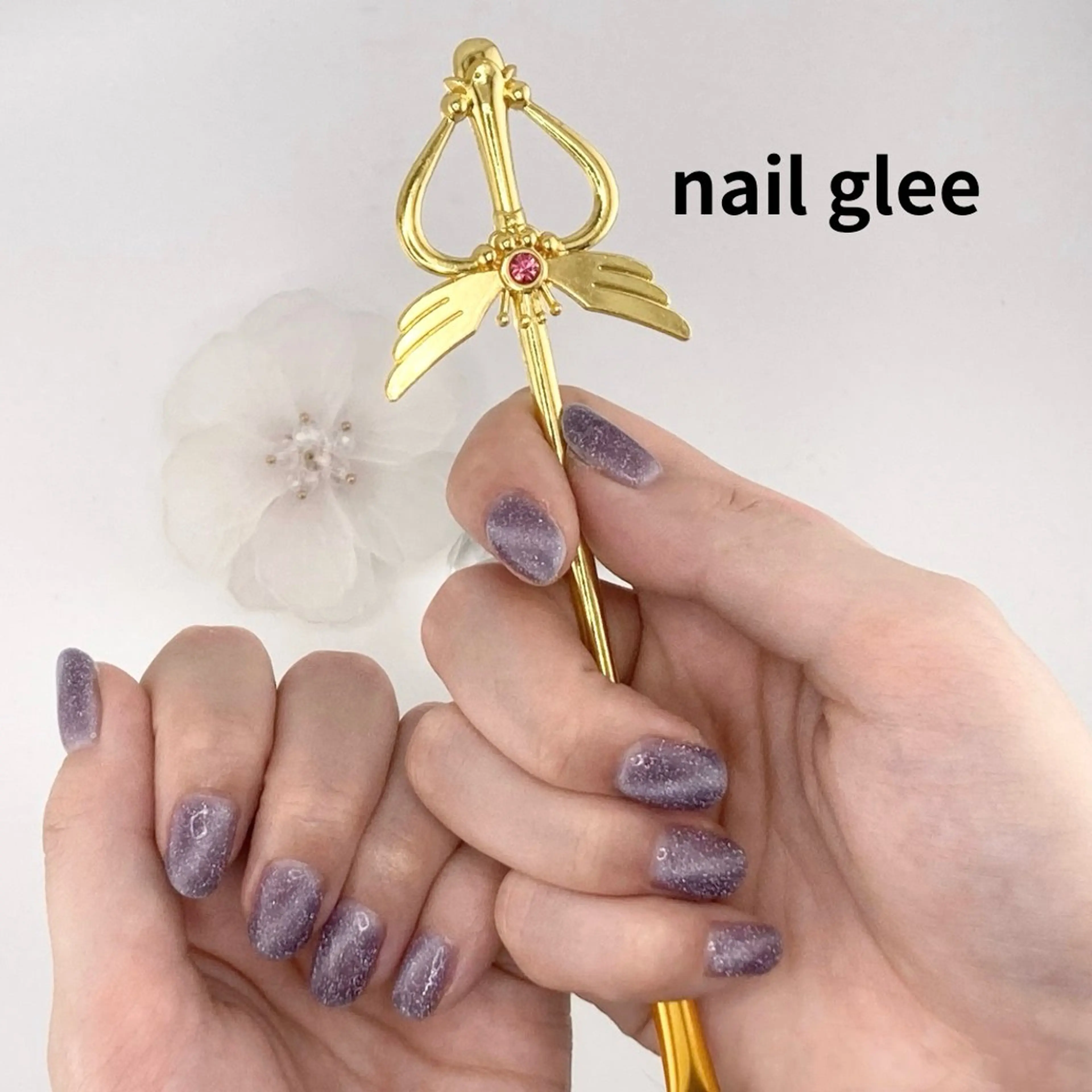 ミディアム ハンドネイル RISA nail gleeのネイルデザイン