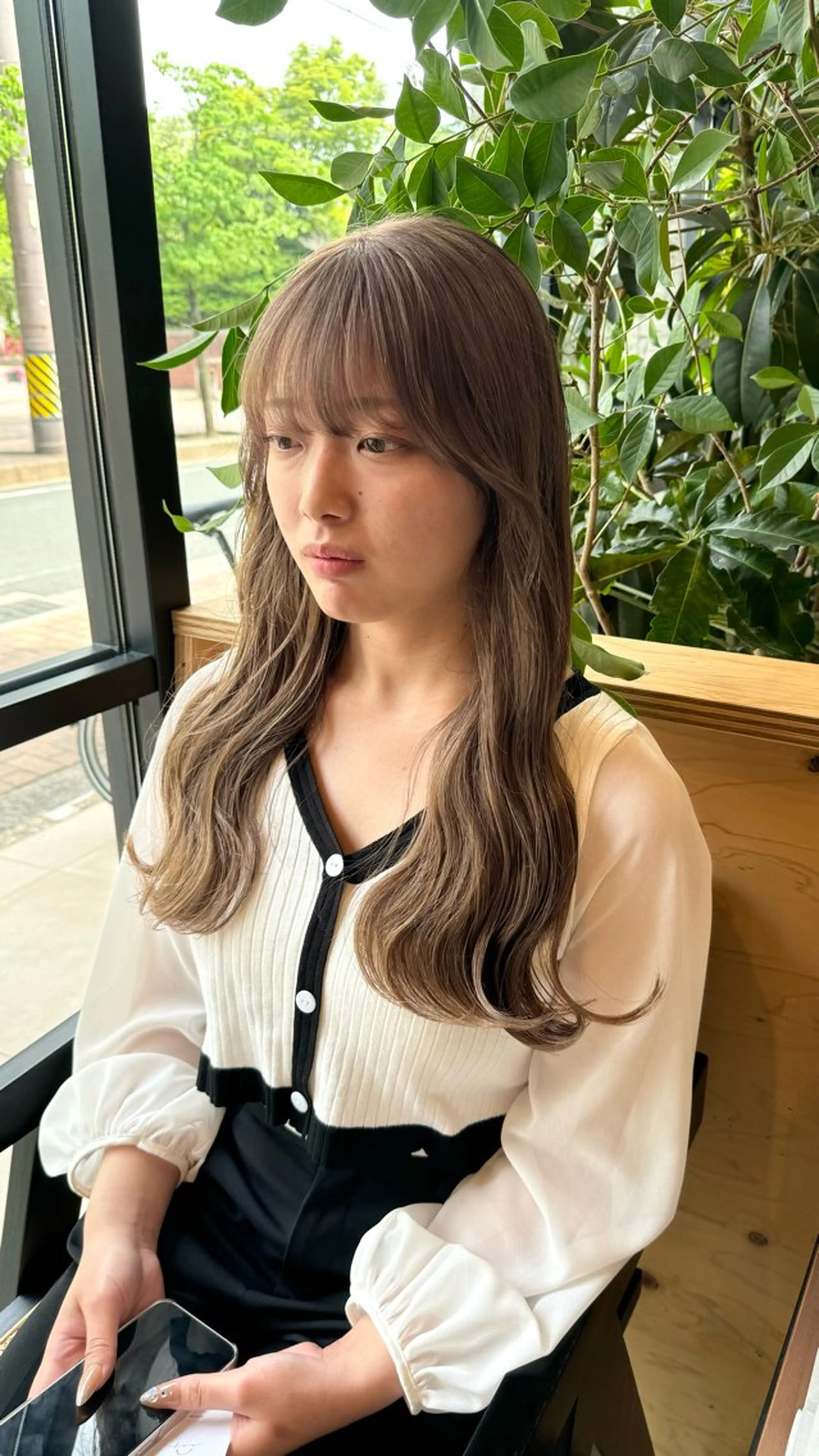 ロング 久屋大通/ 切りっぱなしボブのヘアスタイル