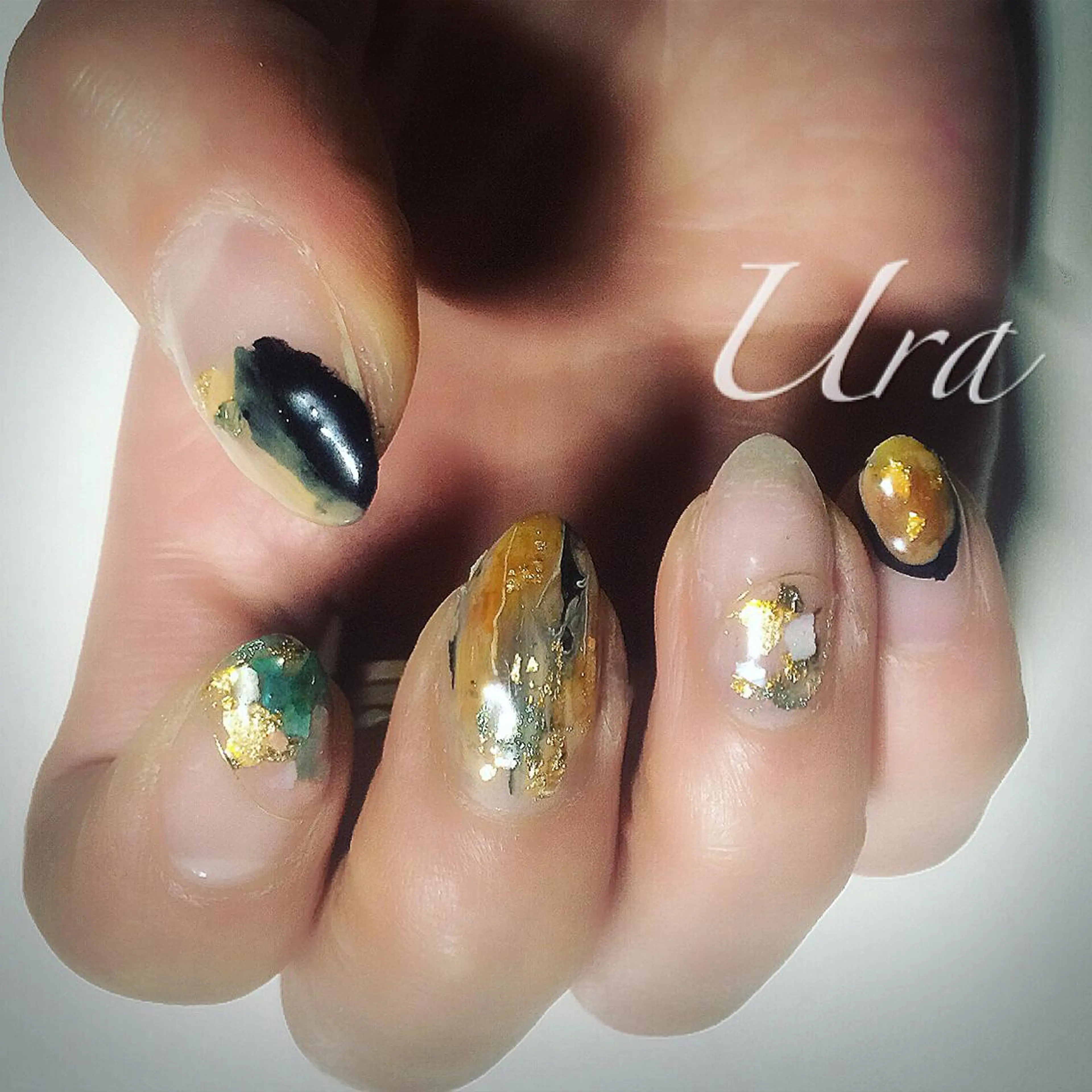 ネイル UrakoNail 《nail》のネイルデザイン