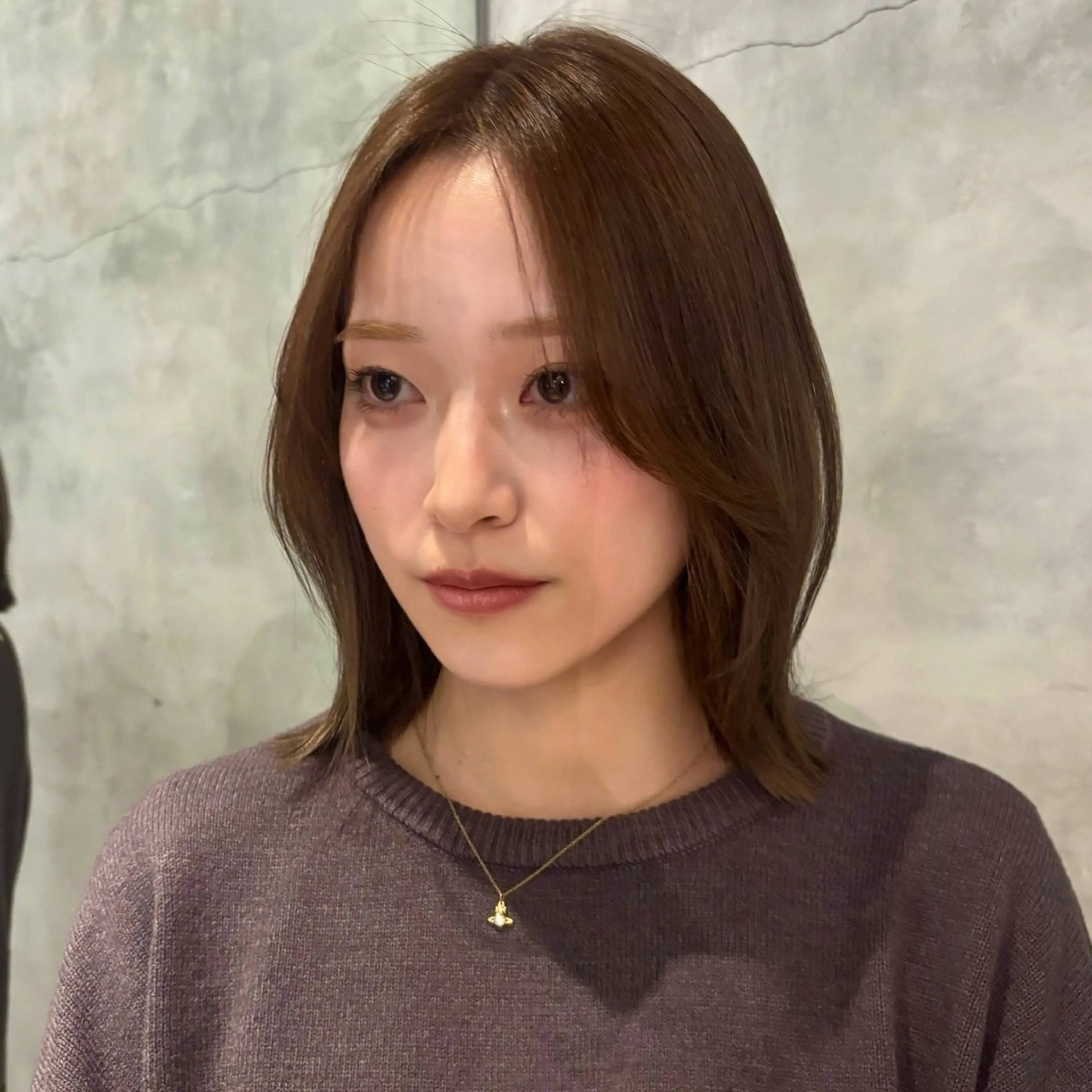 ミディアム カラー ボブレイヤー ベージュカラー ブリーチ 透明感カラー ブリーチなしカラー カット ヘアカラー トリートメント 顔まわり🥨レイヤー /透明感/水口舞奈のヘアスタイル