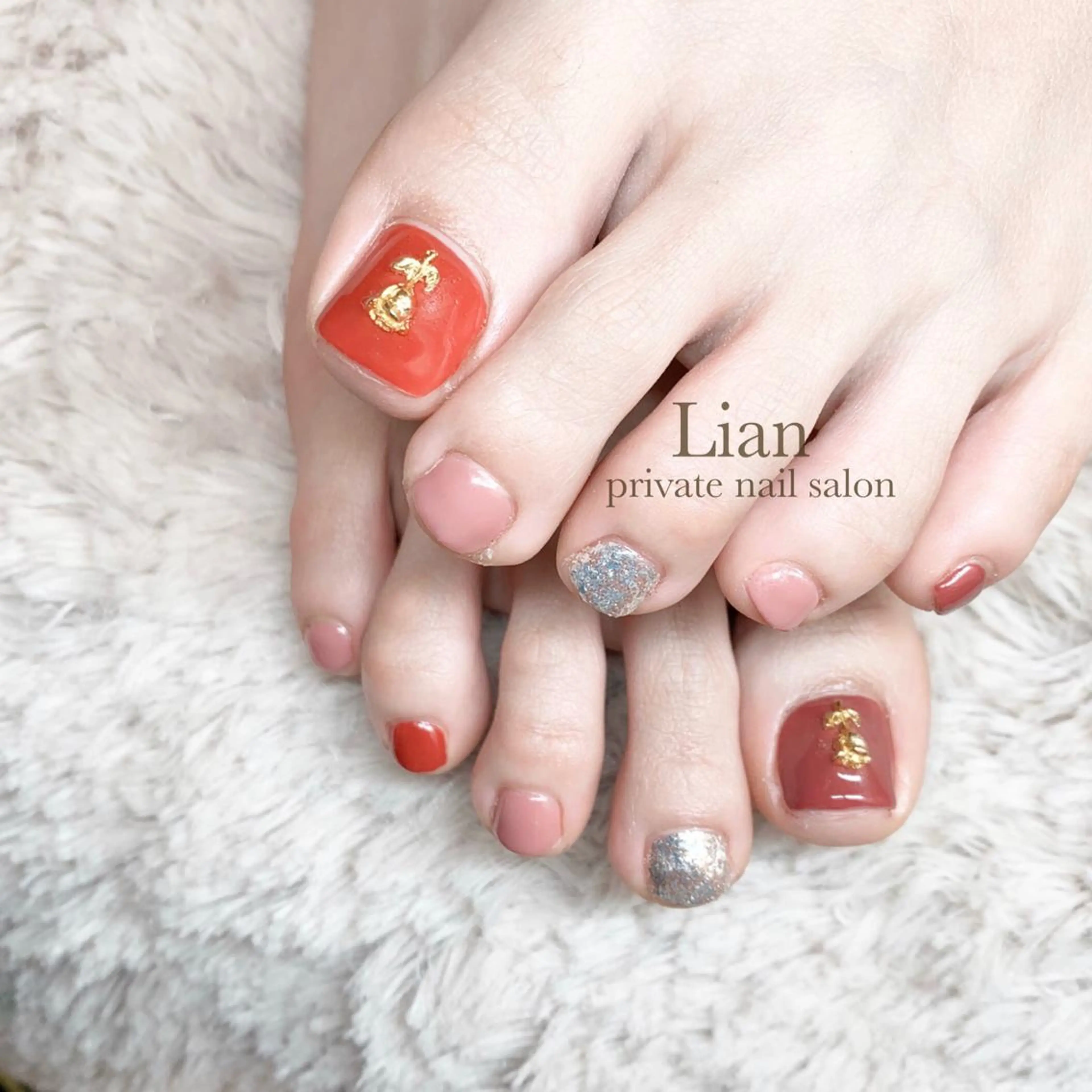 ネイル フットネイル キラキラネイル nailsalon Lenoaのネイルデザイン