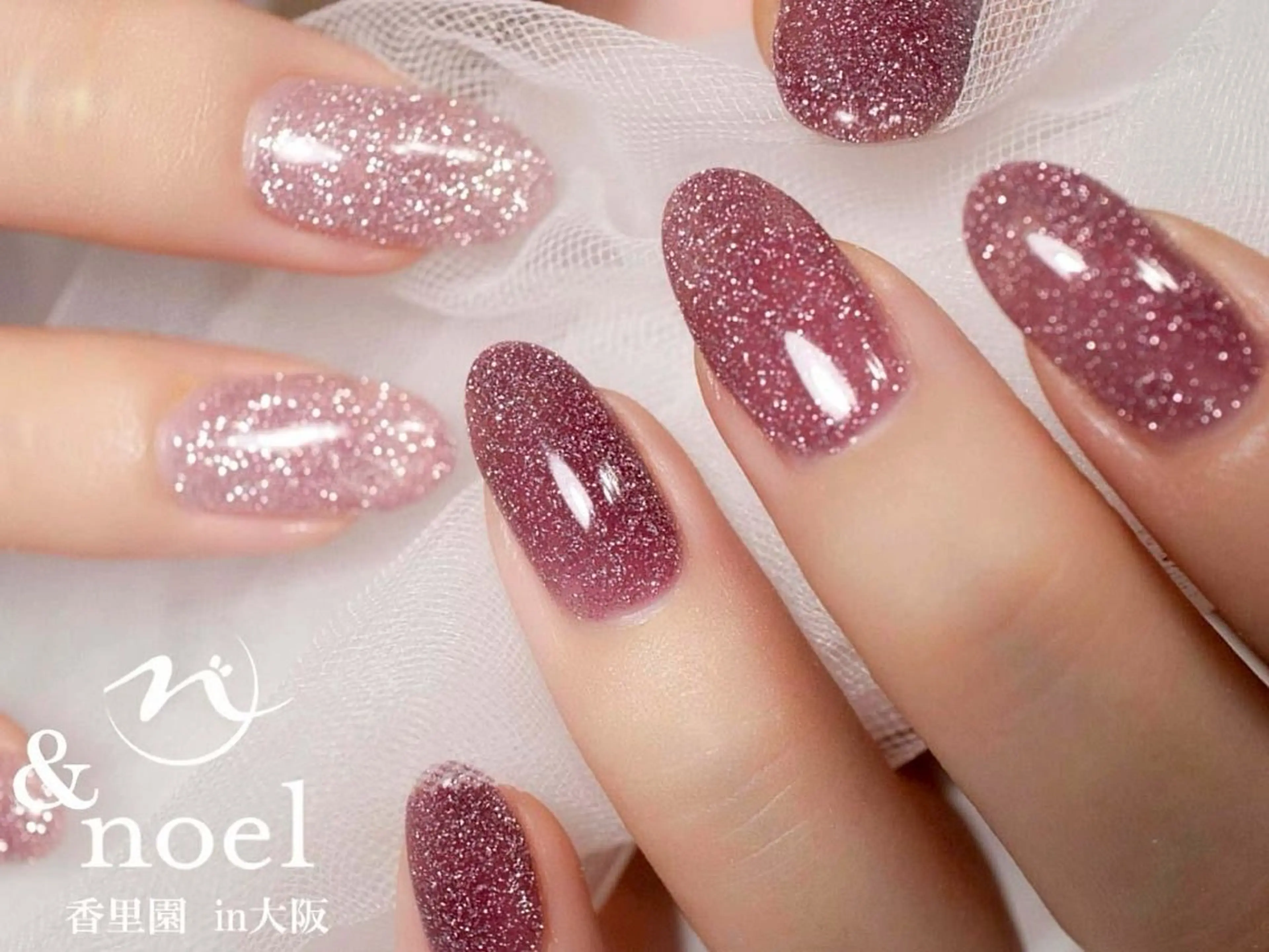 ネイル フラッシュネイル キラキラネイル ピンク バレンタイン 冬ネイル ハンドネイル Nailsalon ＆Noelのネイルデザイン