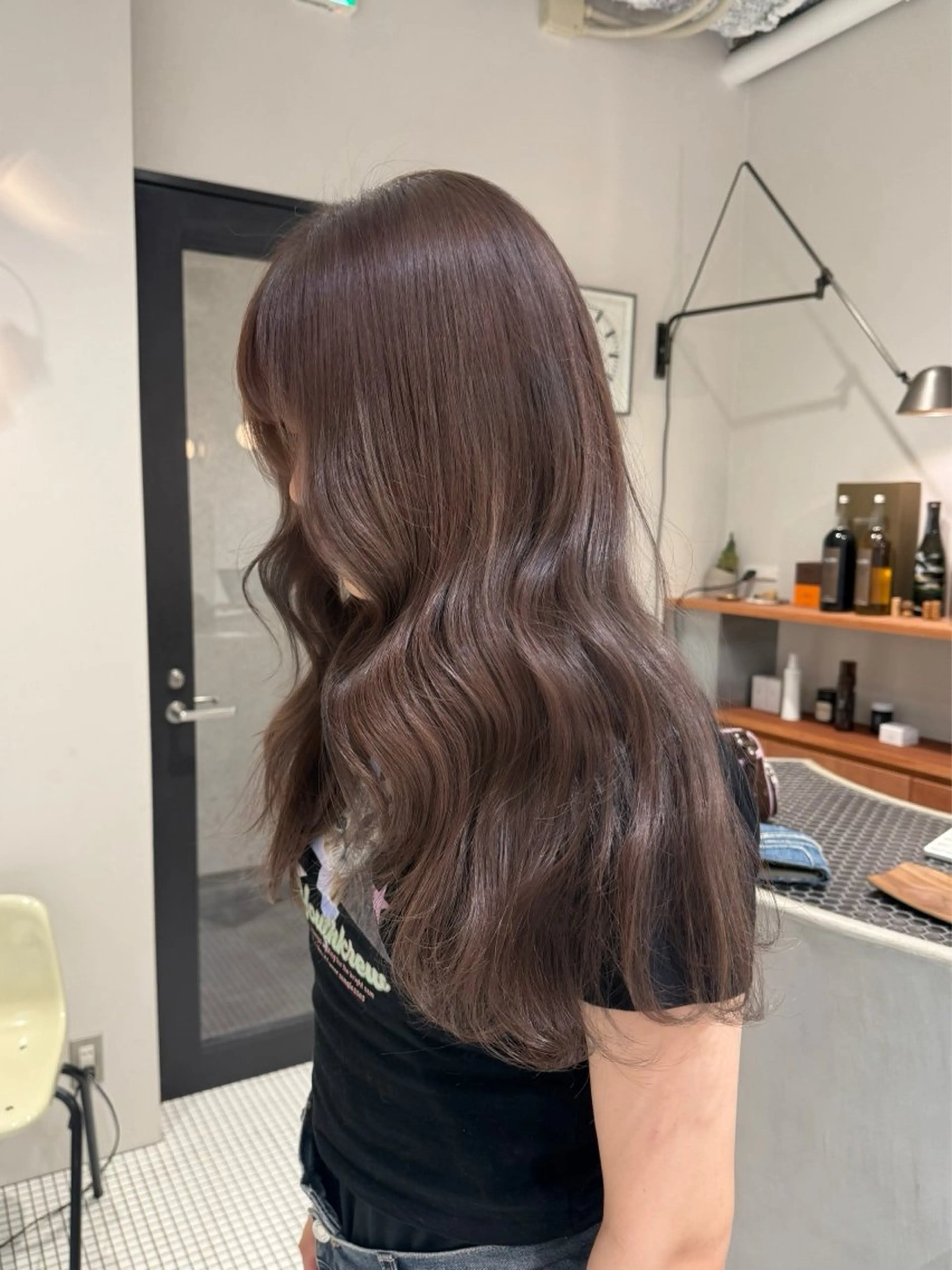 ロング カラー グレージュ ハイトーンカラー ハイトーングレージュ ヘアカラー トリートメント コノカ/暖色カラー/ 透明感カラーのヘアスタイル