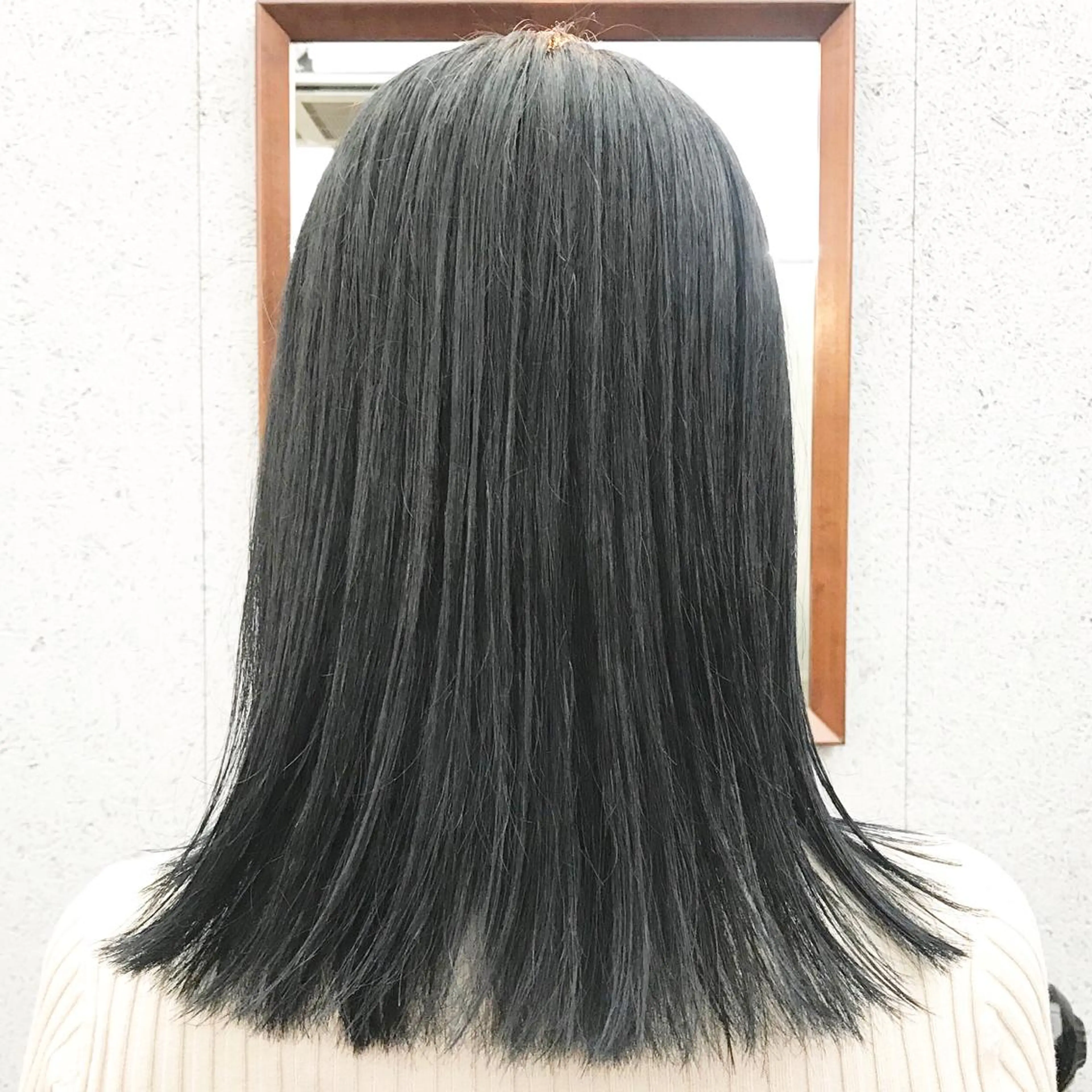 ミディアム カラー グレージュ カット ヘアカラー トリートメント ✂︎ウルフ・ショート ✂︎MIKUNIのヘアスタイル