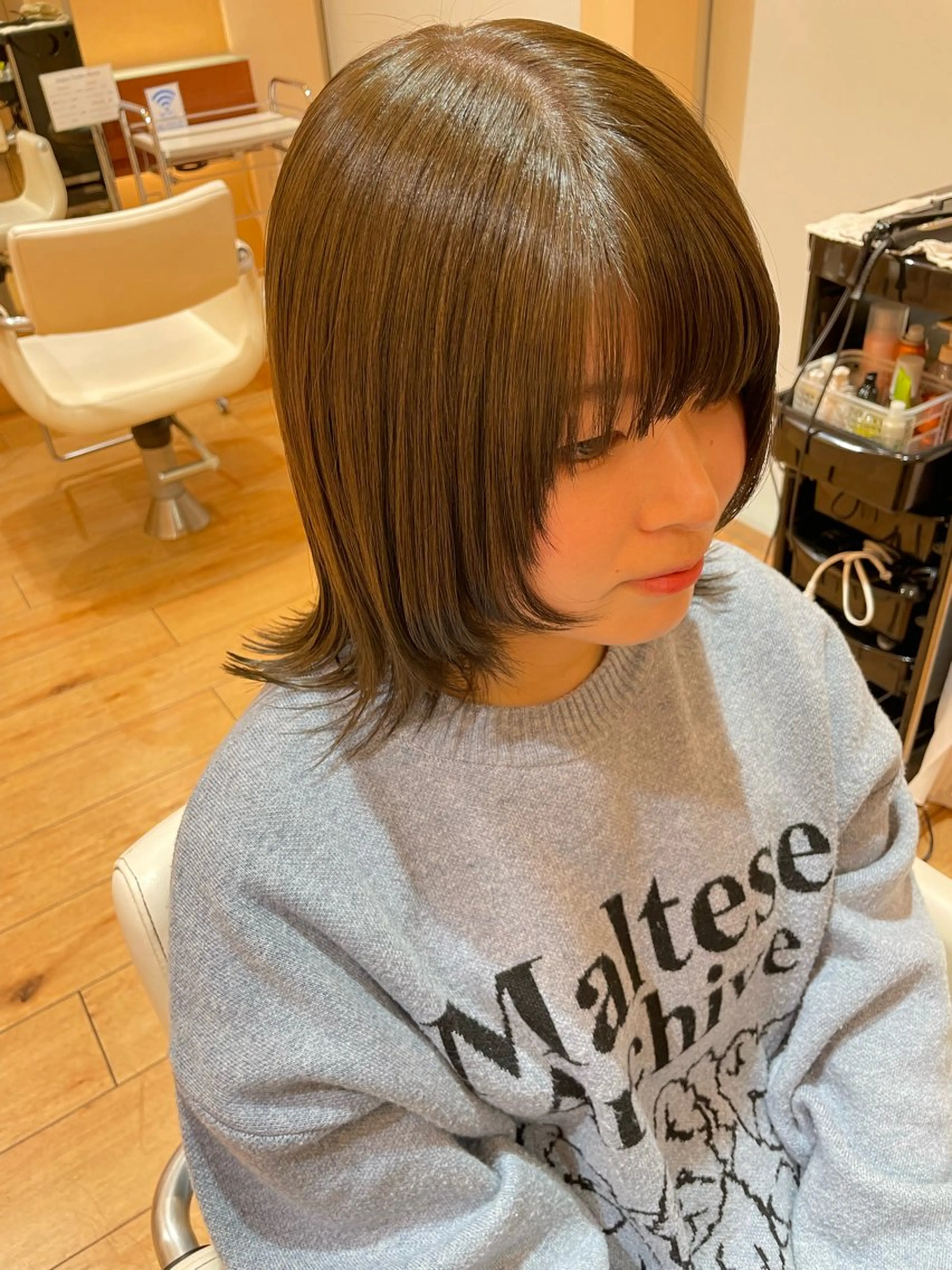 セミロング 顔周りカット レイヤーカット CLALA sakae  LA.DONNA group所属・🌸 Miyuのマツエク・マツパデザイン