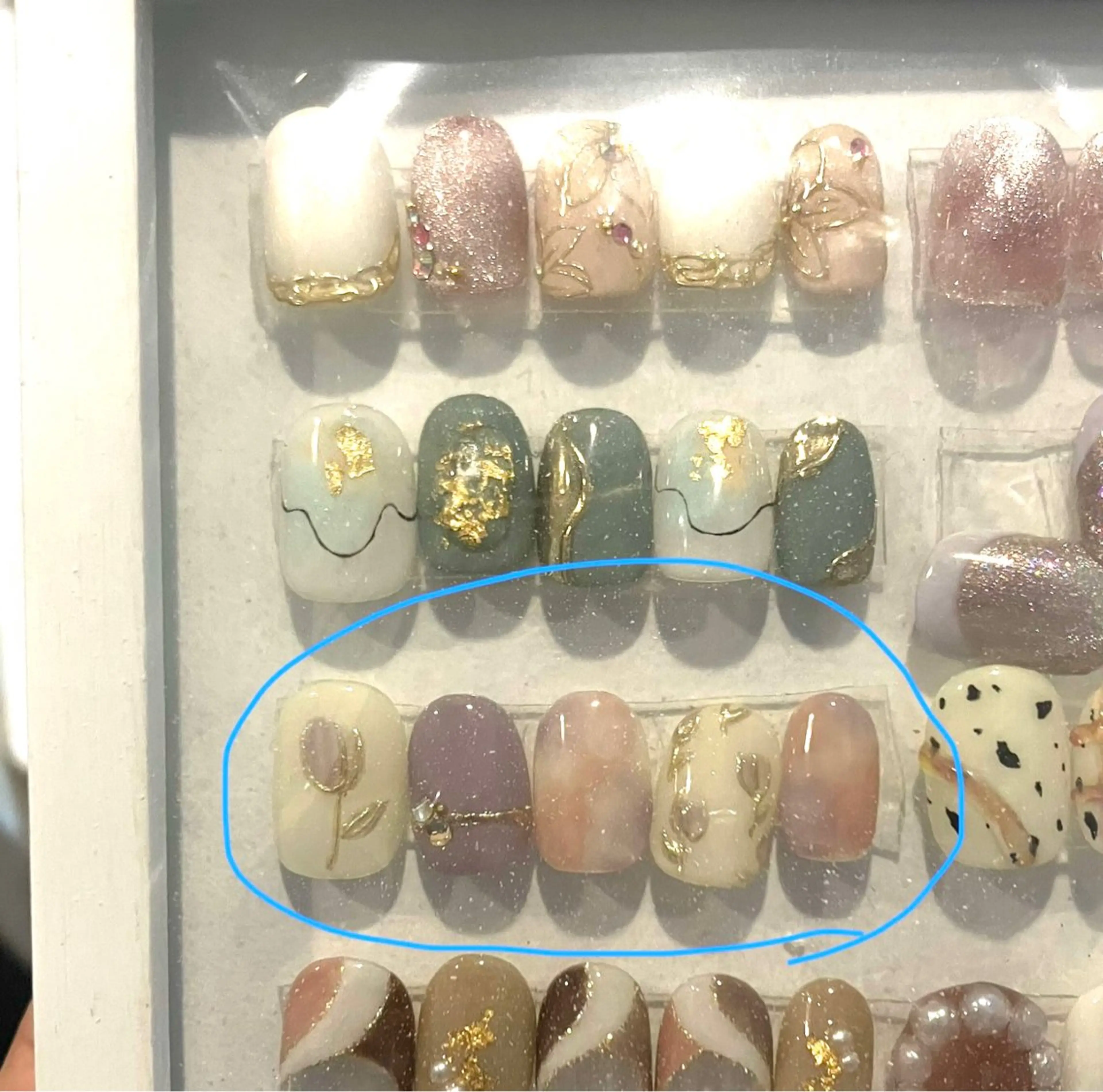 ネイル 石川 穂波のネイルデザイン