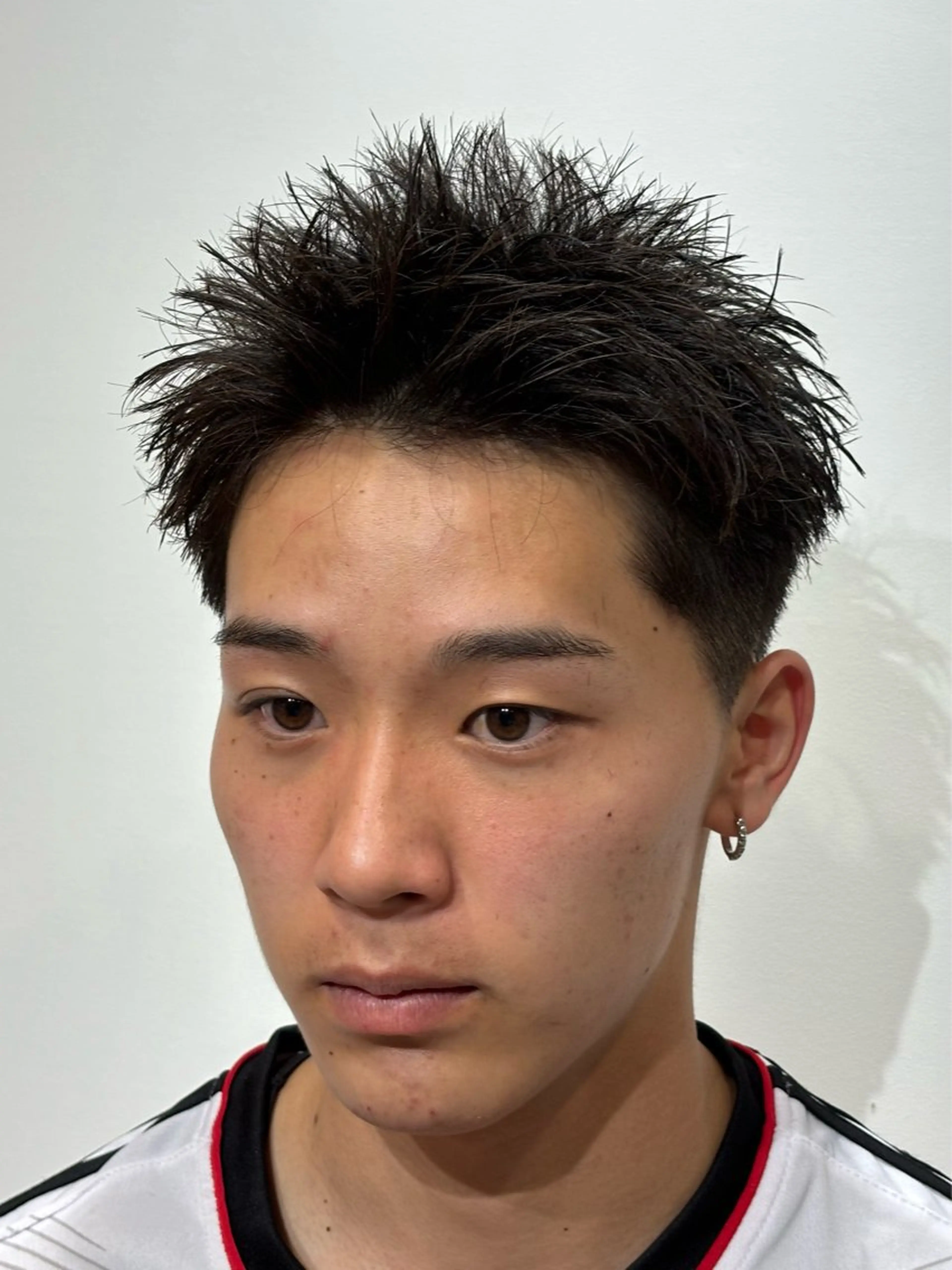 ショート メンズ メンズショート スパイキーショート ショートヘア カット トリートメント 【店長】メンズ職人 短髪　ハイトーン🔥のヘアスタイル