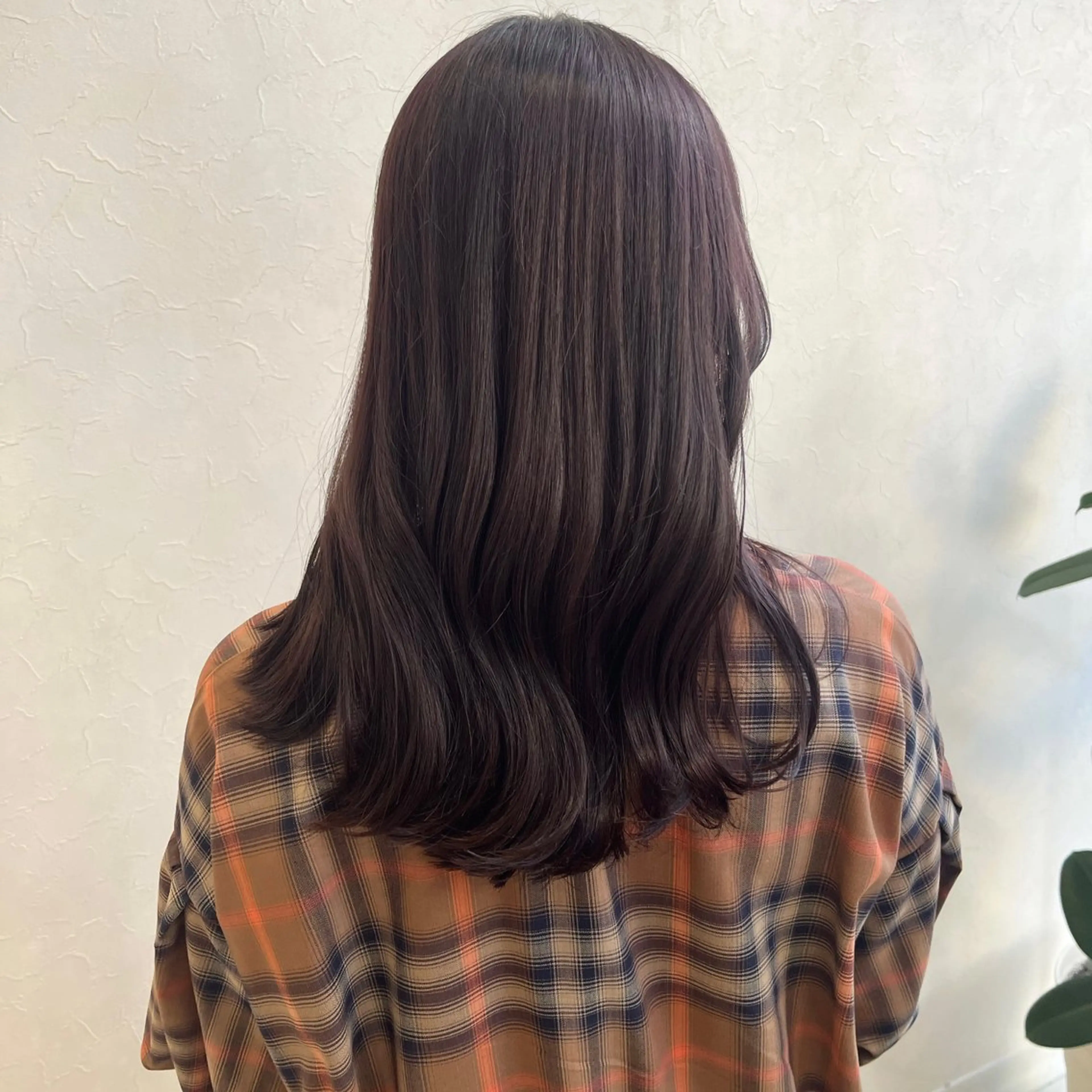 セミロング カラー ヘアカラー トリートメント SiLO yuri andoのヘアスタイル