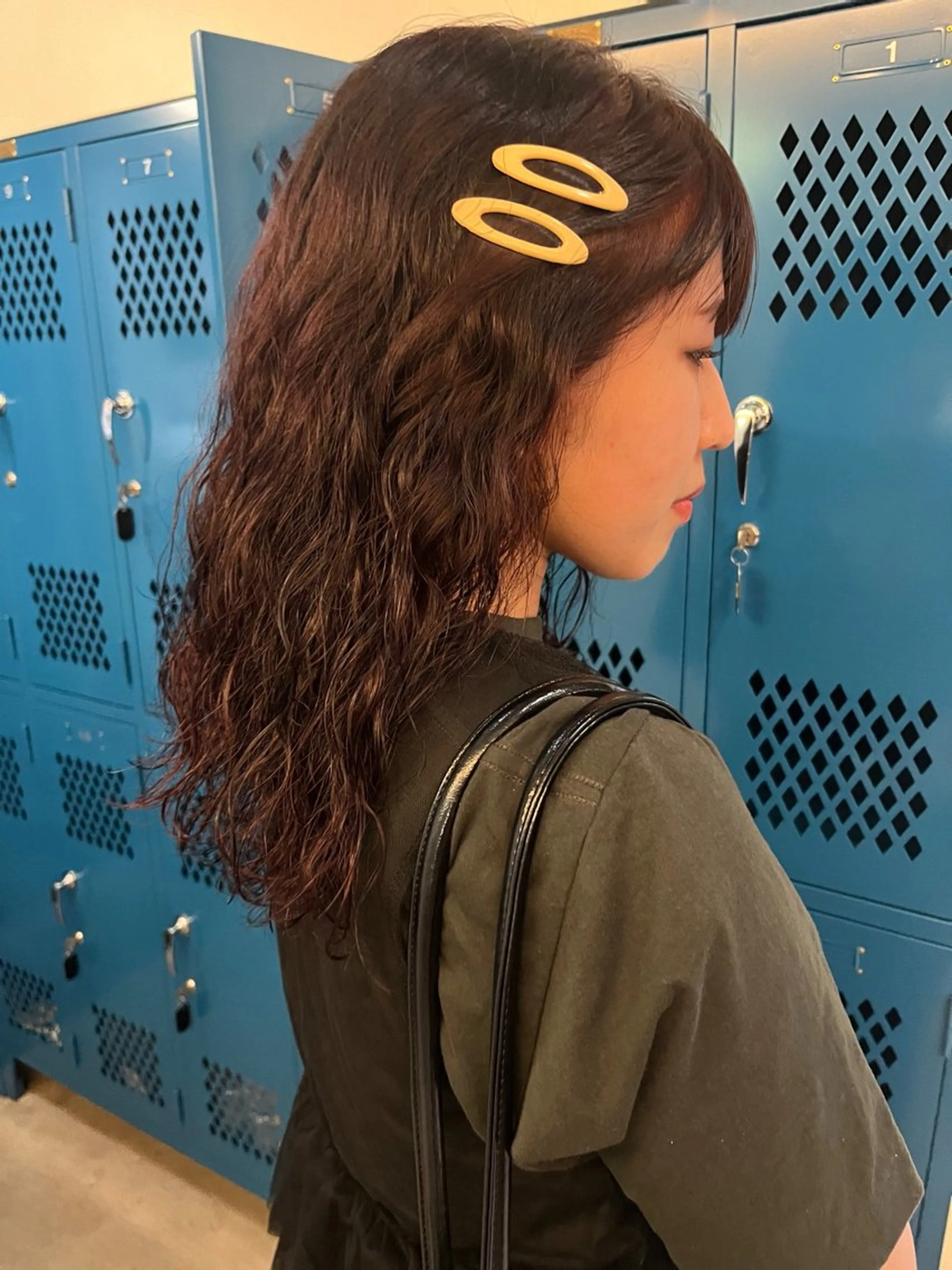 ミディアム ミディアムパーマ ボブ レイヤーカット\ウル フ　chinatsuのヘアスタイル