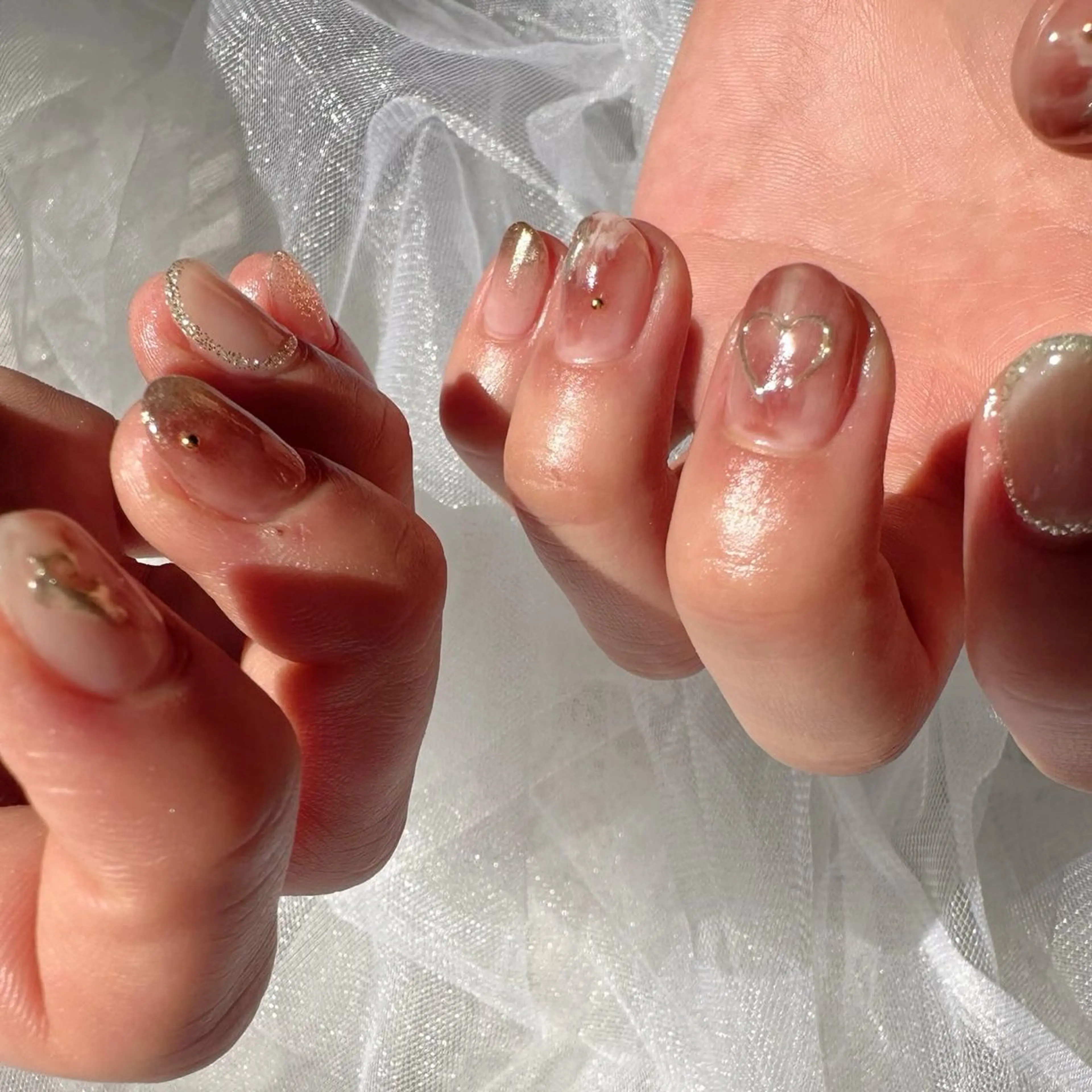 ネイル アートネイル ブラウン ハート 氷ネイル・うるうるネイル 韓国ネイル 🪞KAPE NAIL 🪞のネイルデザイン