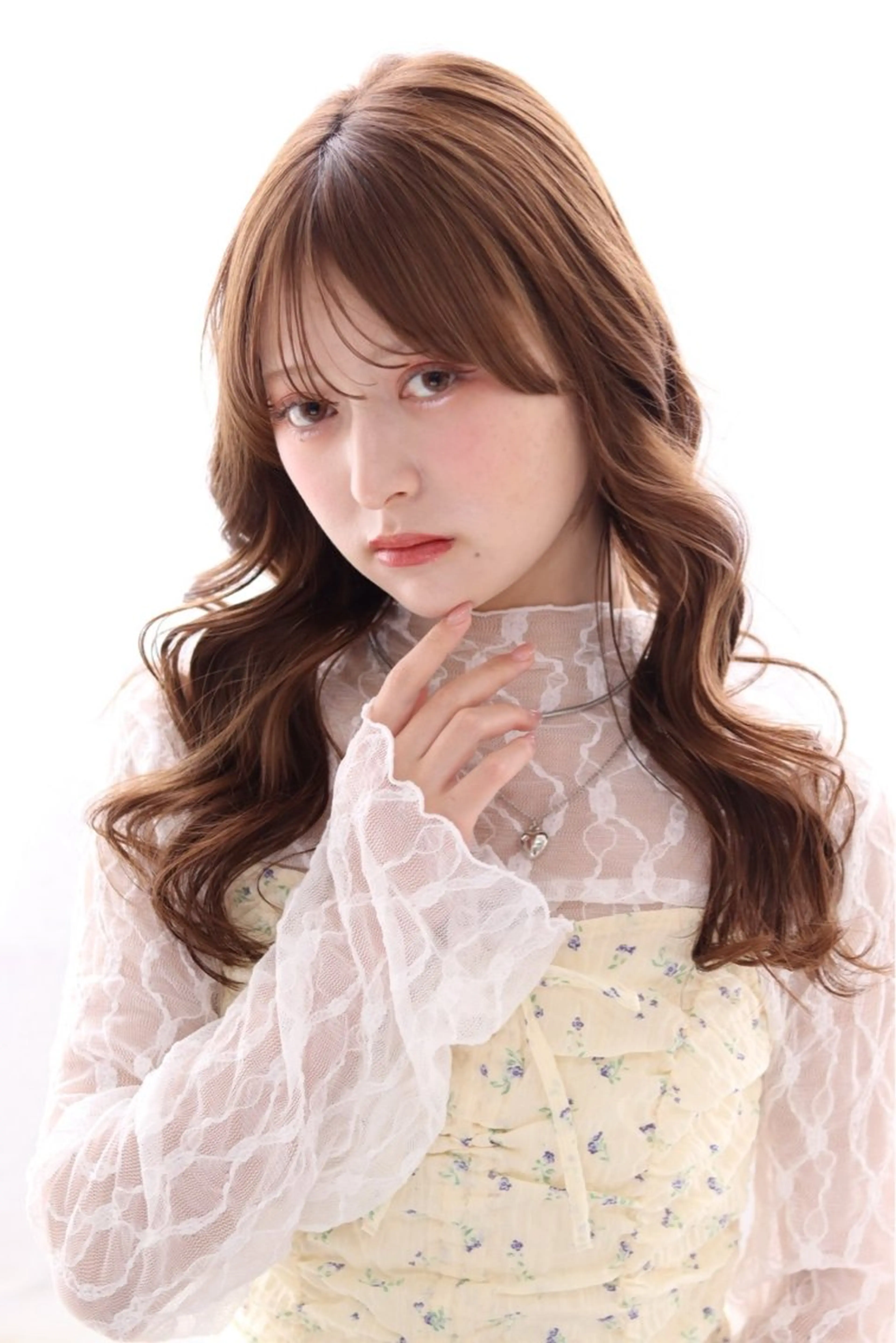 ロング 加藤 優花のヘアスタイル