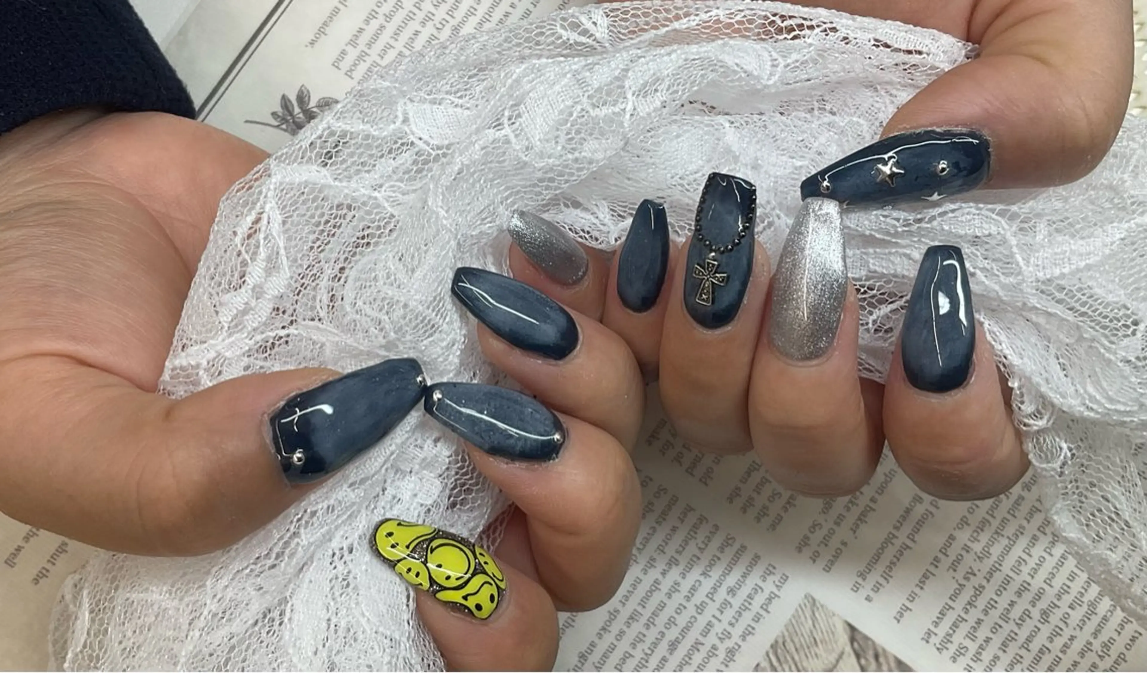 ネイル 持ち込み ハンドネイル Sieg"lio .のネイルデザイン