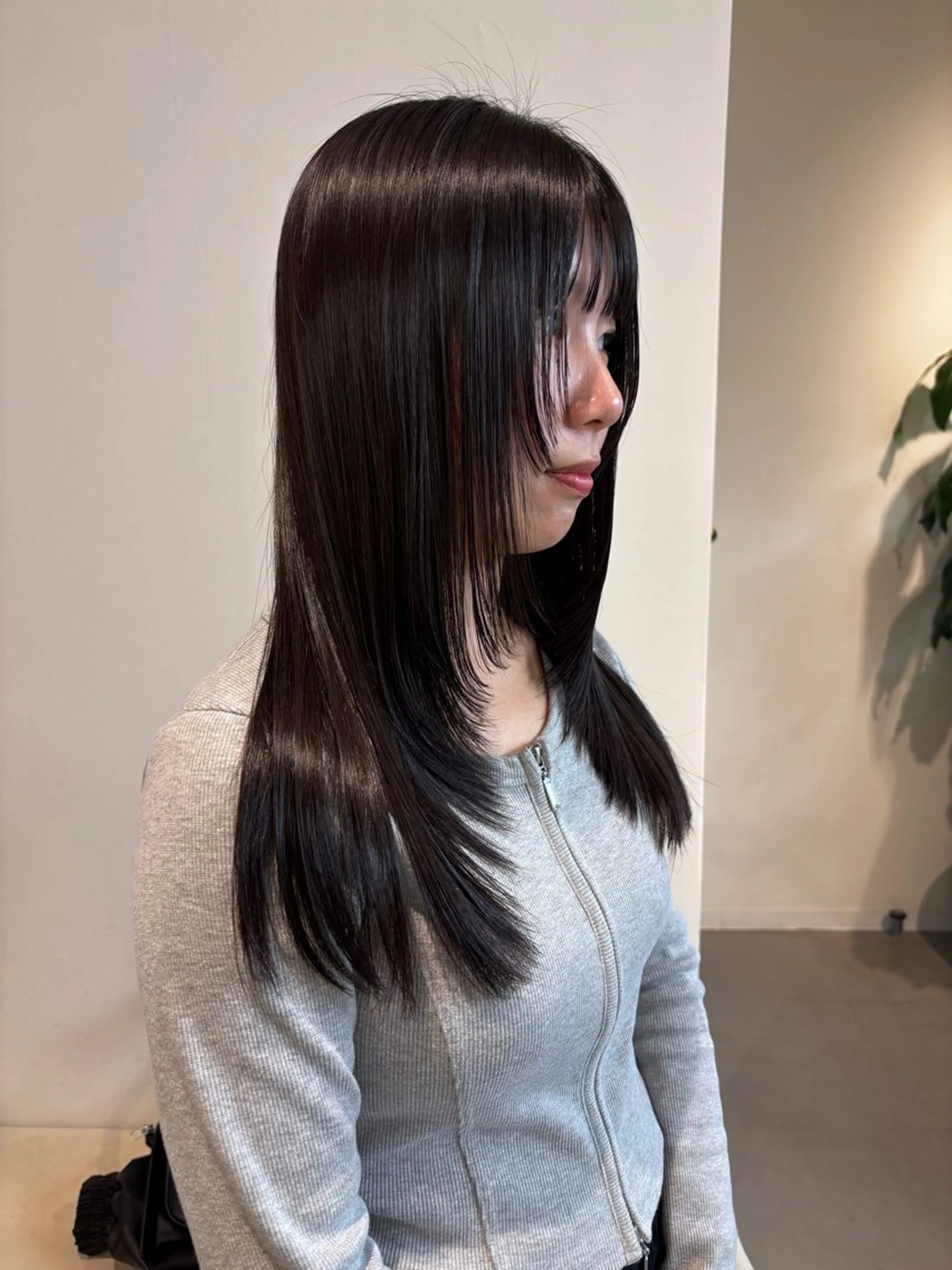 セミロング ' RYOKAのヘアスタイル