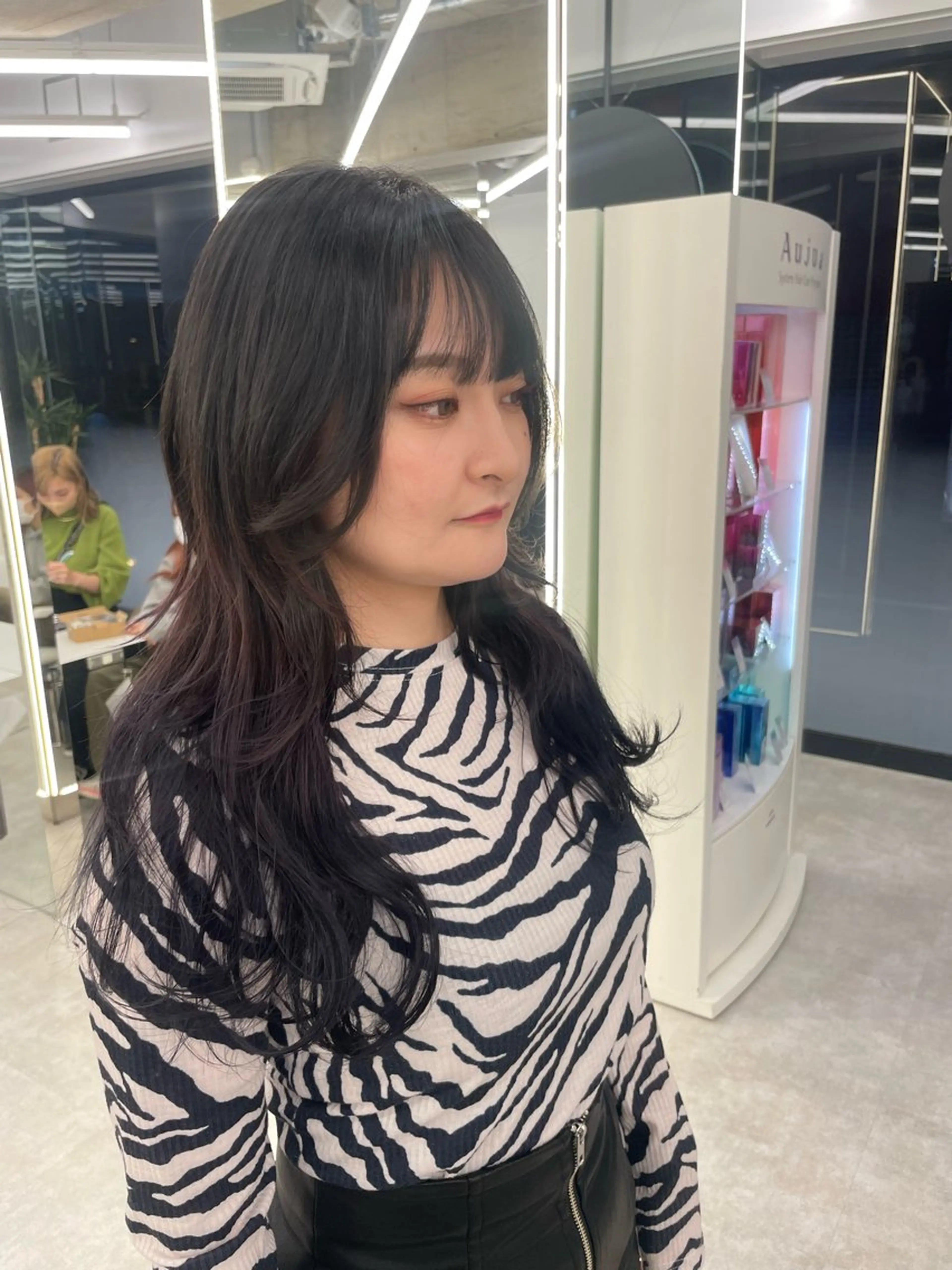 ロング カラー ヘアアレンジ ヘアカラー トリートメント 【Sweep】おじま のぞみのヘアスタイル