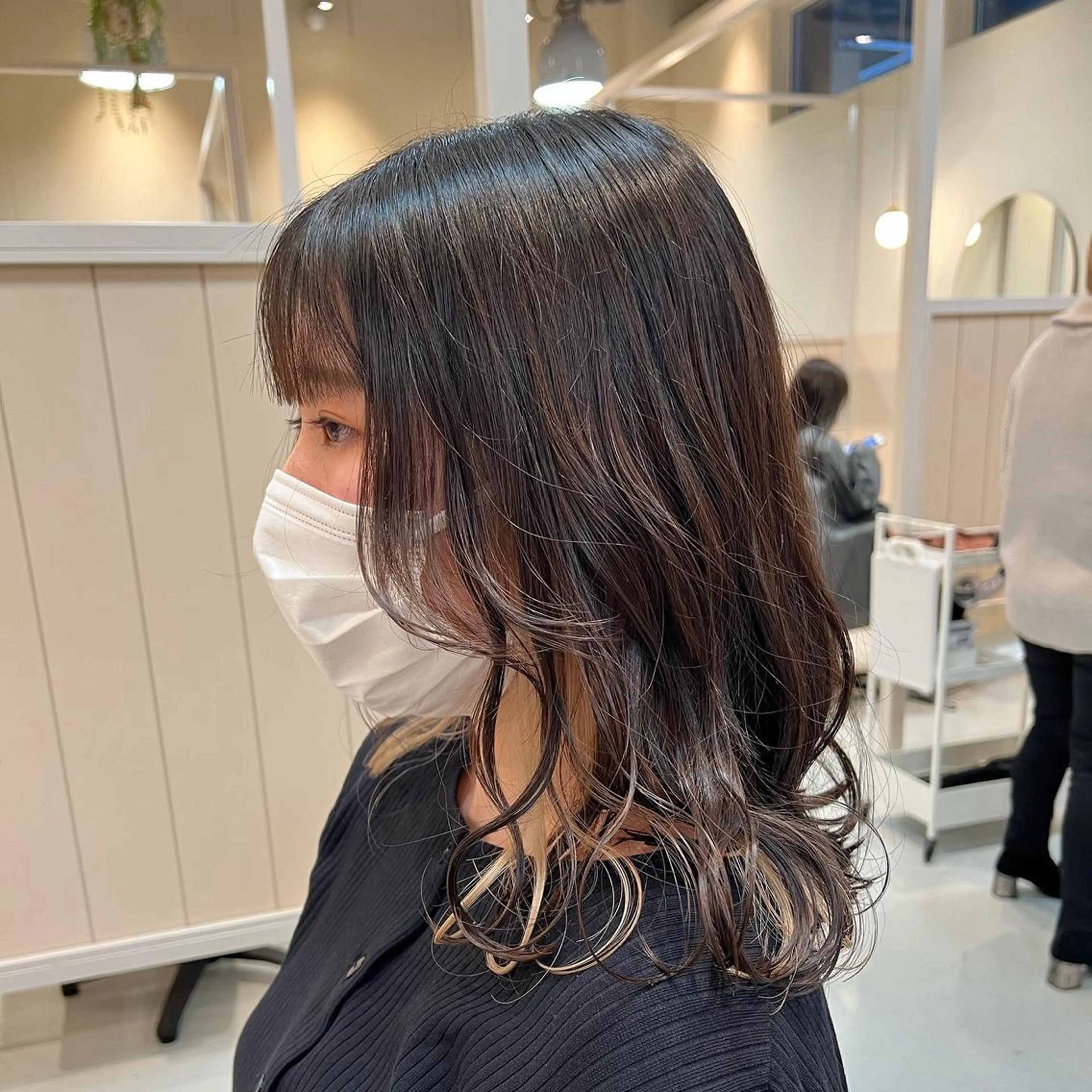 セミロング カラー 下山 大智のヘアスタイル