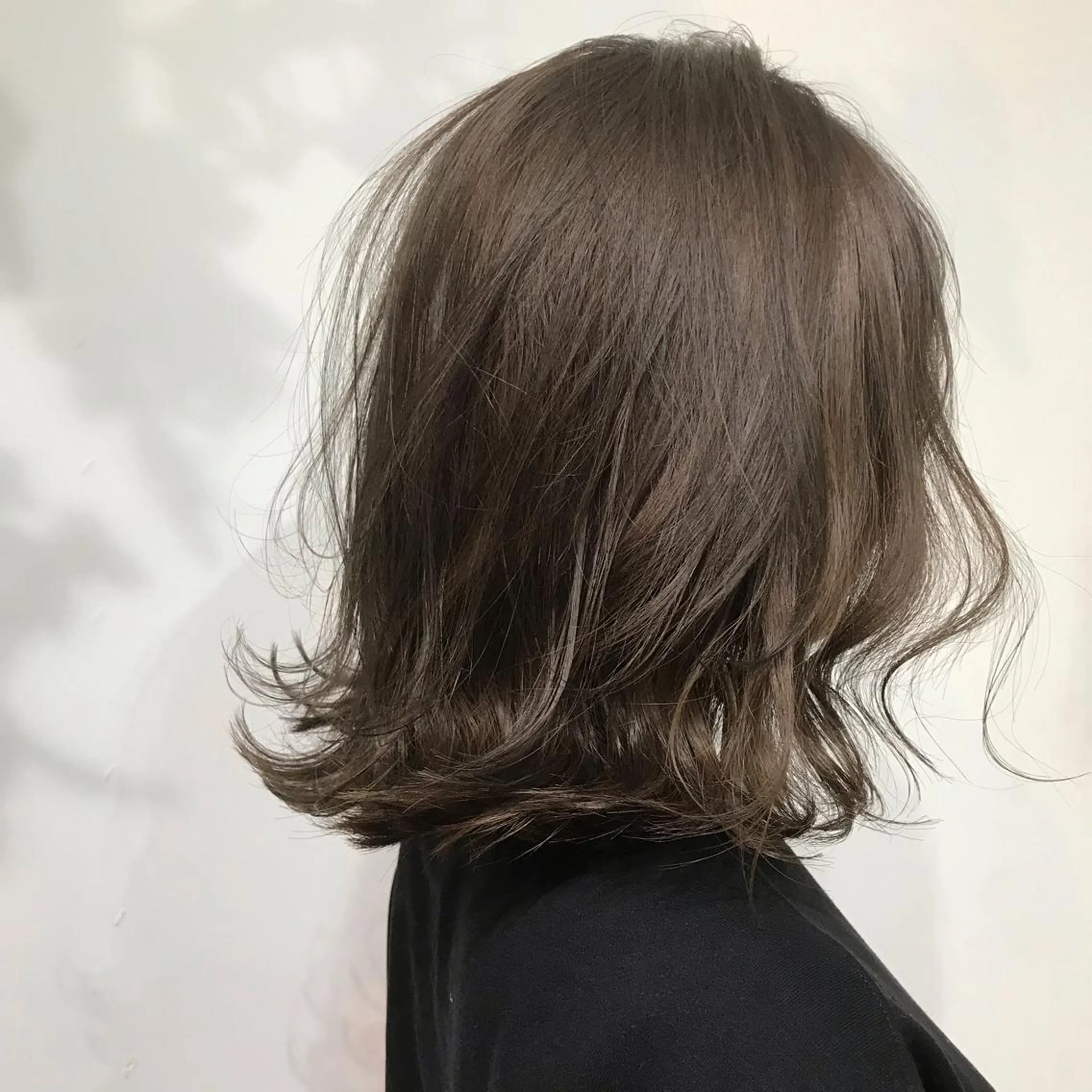 ミディアム カラー ベージュカラー ヘアカラー トリートメント レイヤー/顔周り /AKARIのヘアスタイル