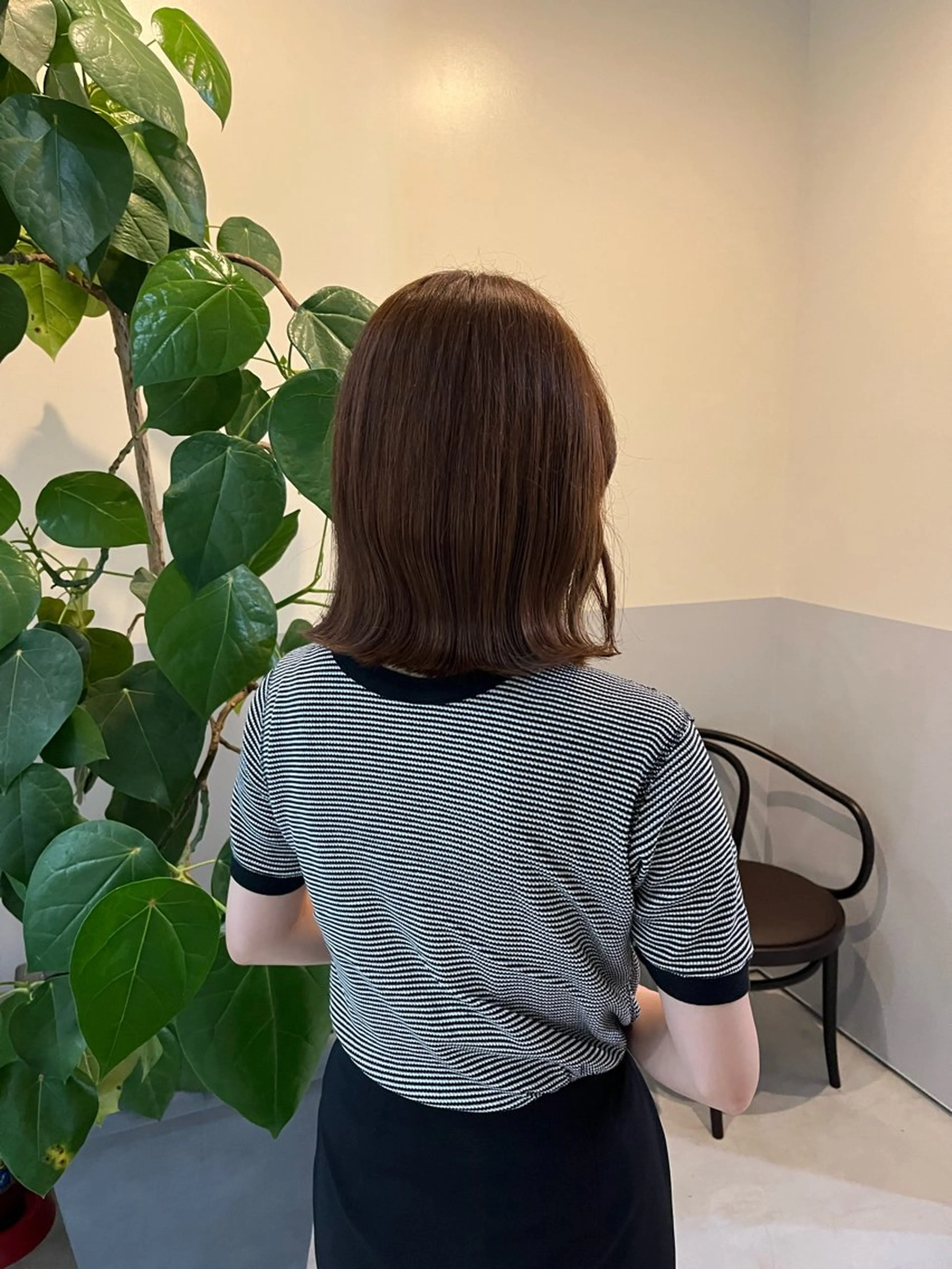 ミディアム 神谷 夏帆のヘアスタイル