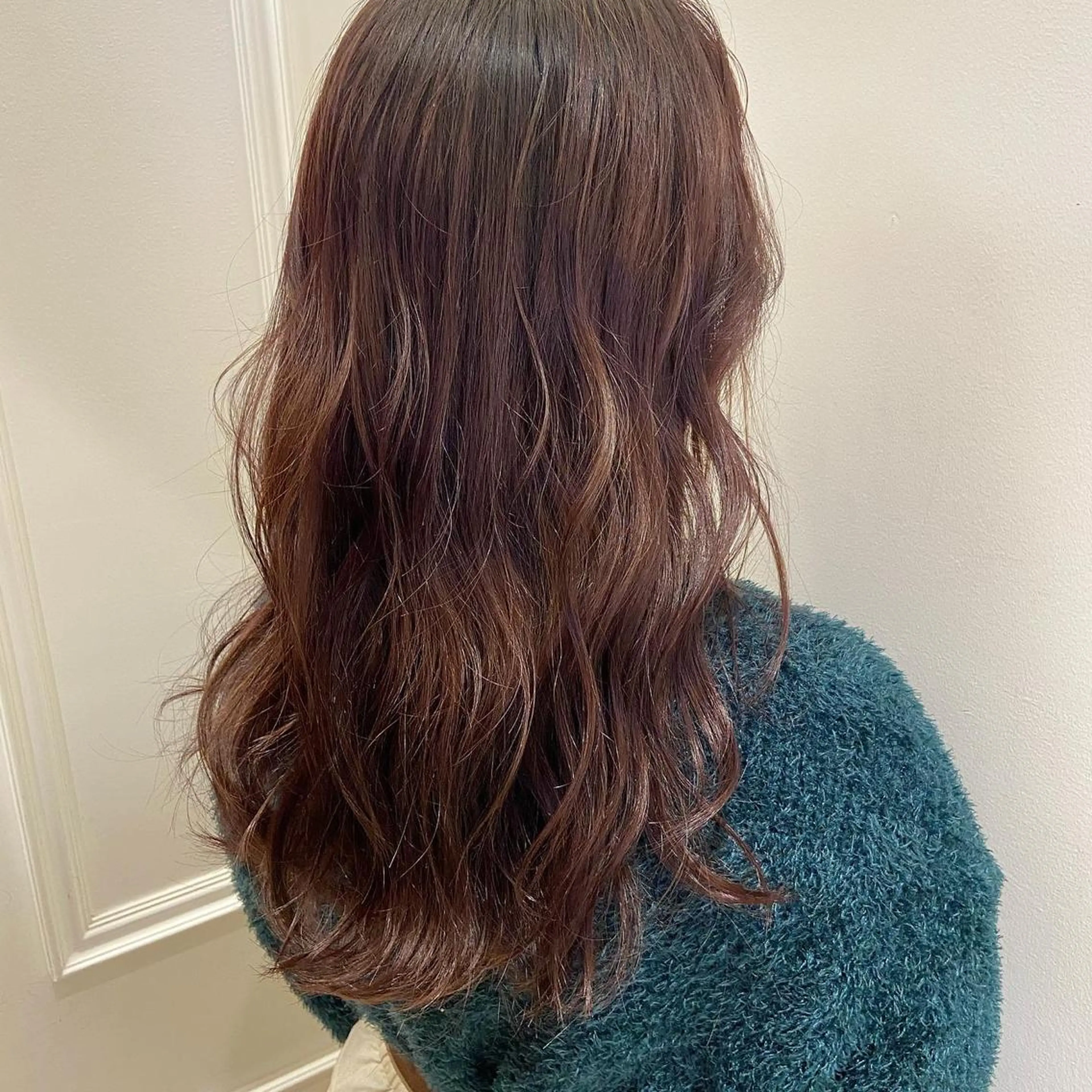 ミディアム カット ヘアカラー ブルーモスクTOKYO所属・🌿ブルーモスク TOKYO🌿のヘアスタイル