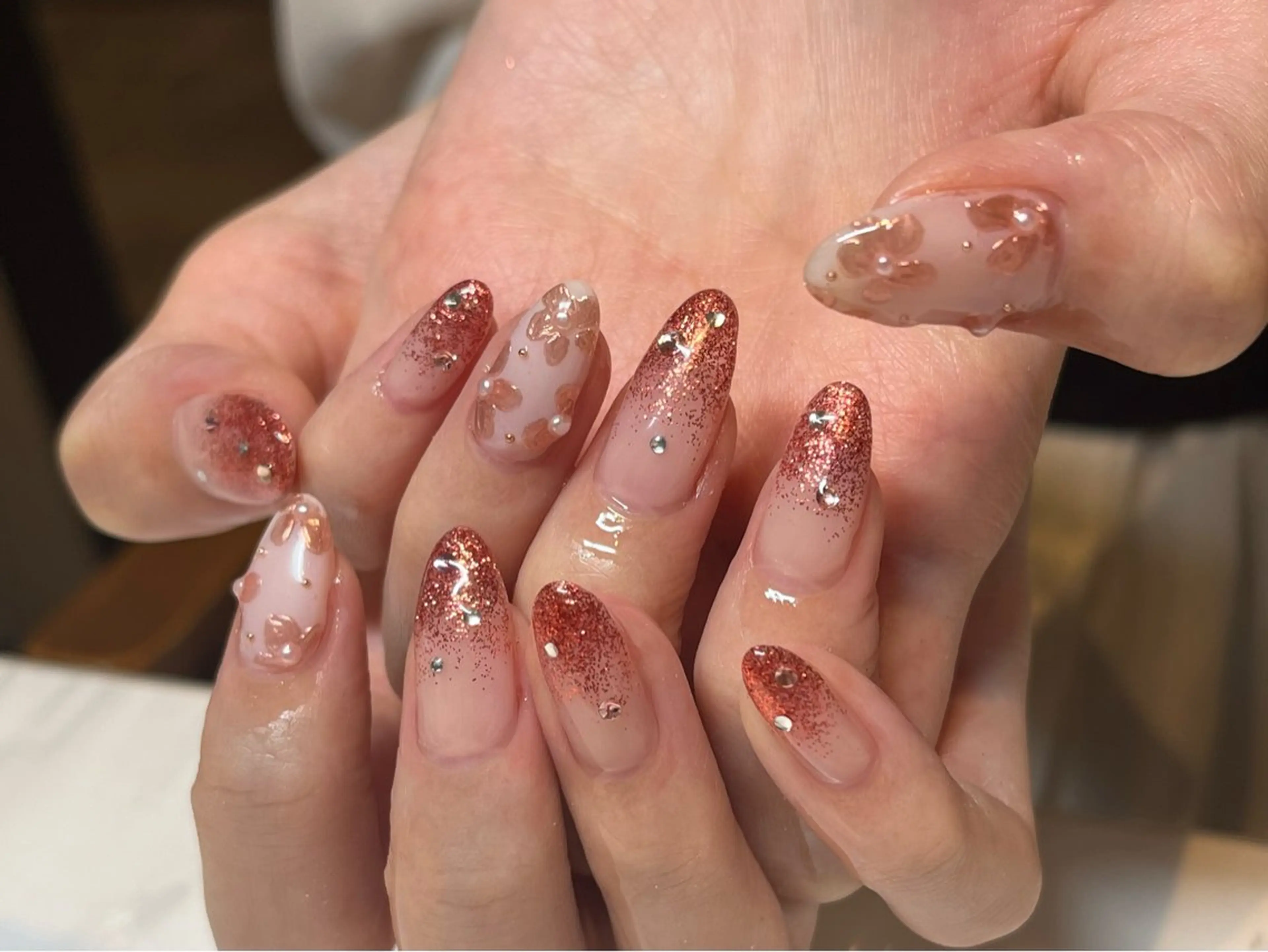 ネイル キラキラネイル Nagashima sanaのネイルデザイン