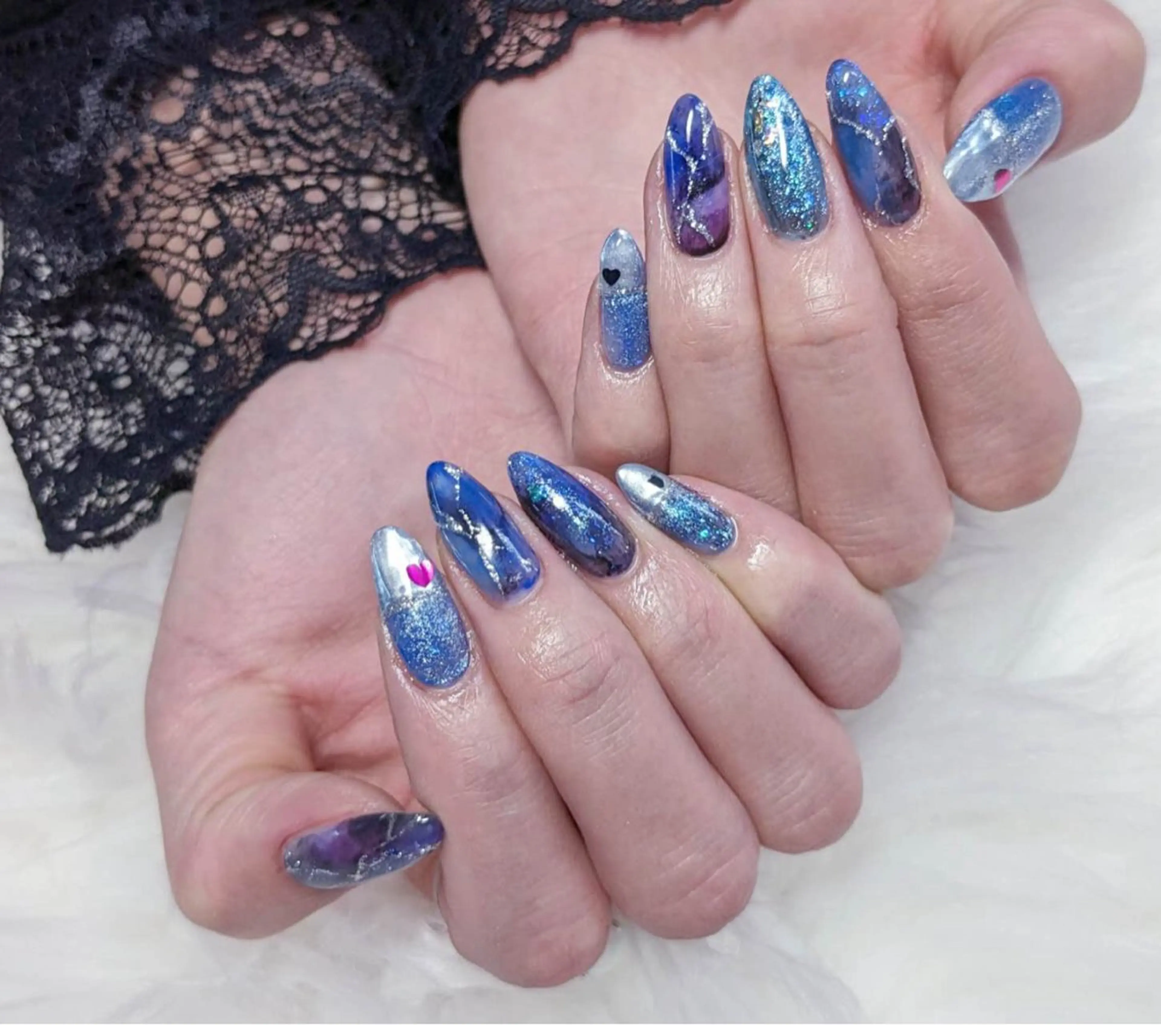 ネイル ハンドネイル MoonNail ユリ🌸のネイルデザイン