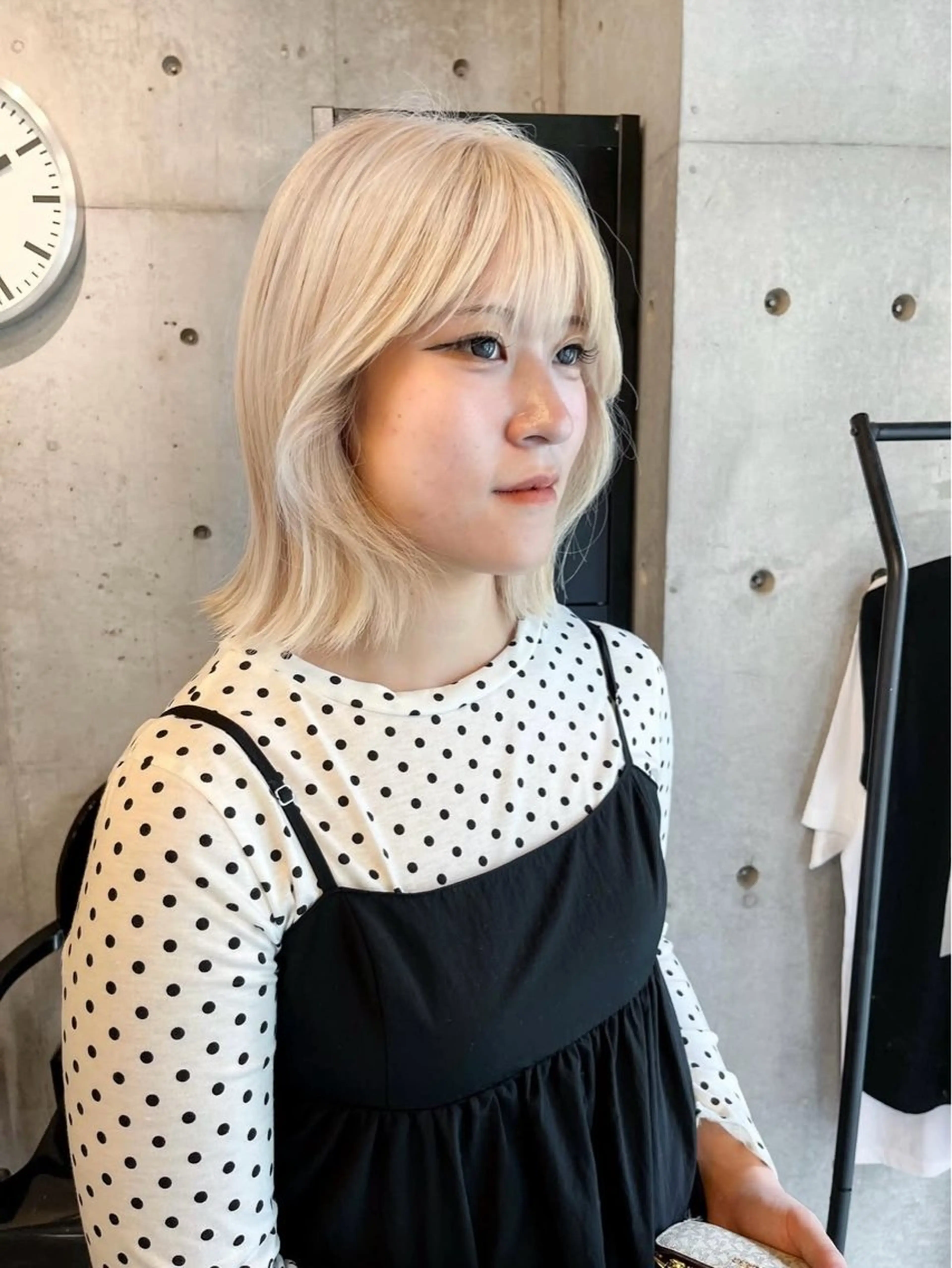 ミディアム カット kana ARENDのヘアスタイル