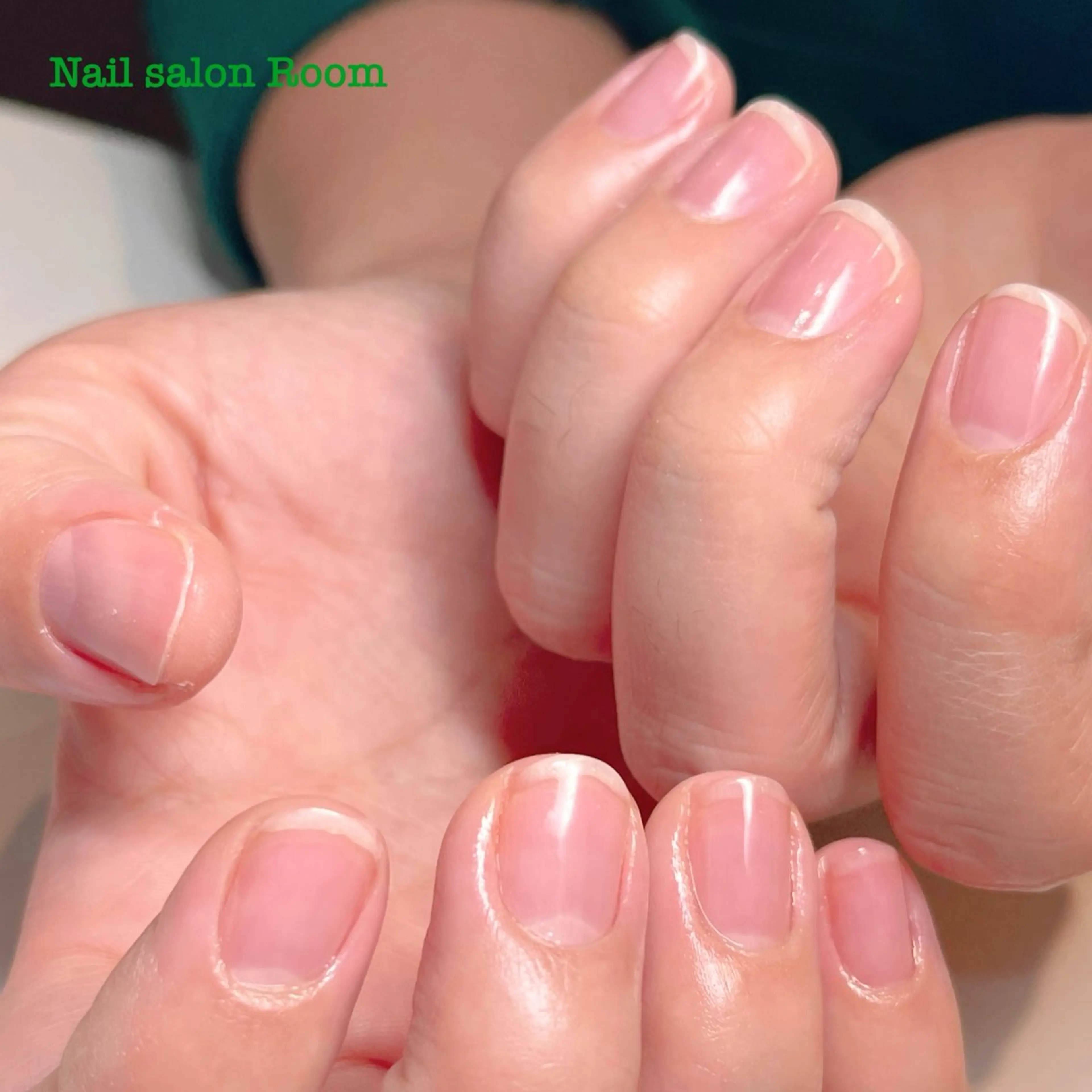 ネイル ハンドケア ネイルサロンROOM所属・ネイルサロン ROOMのネイルデザイン
