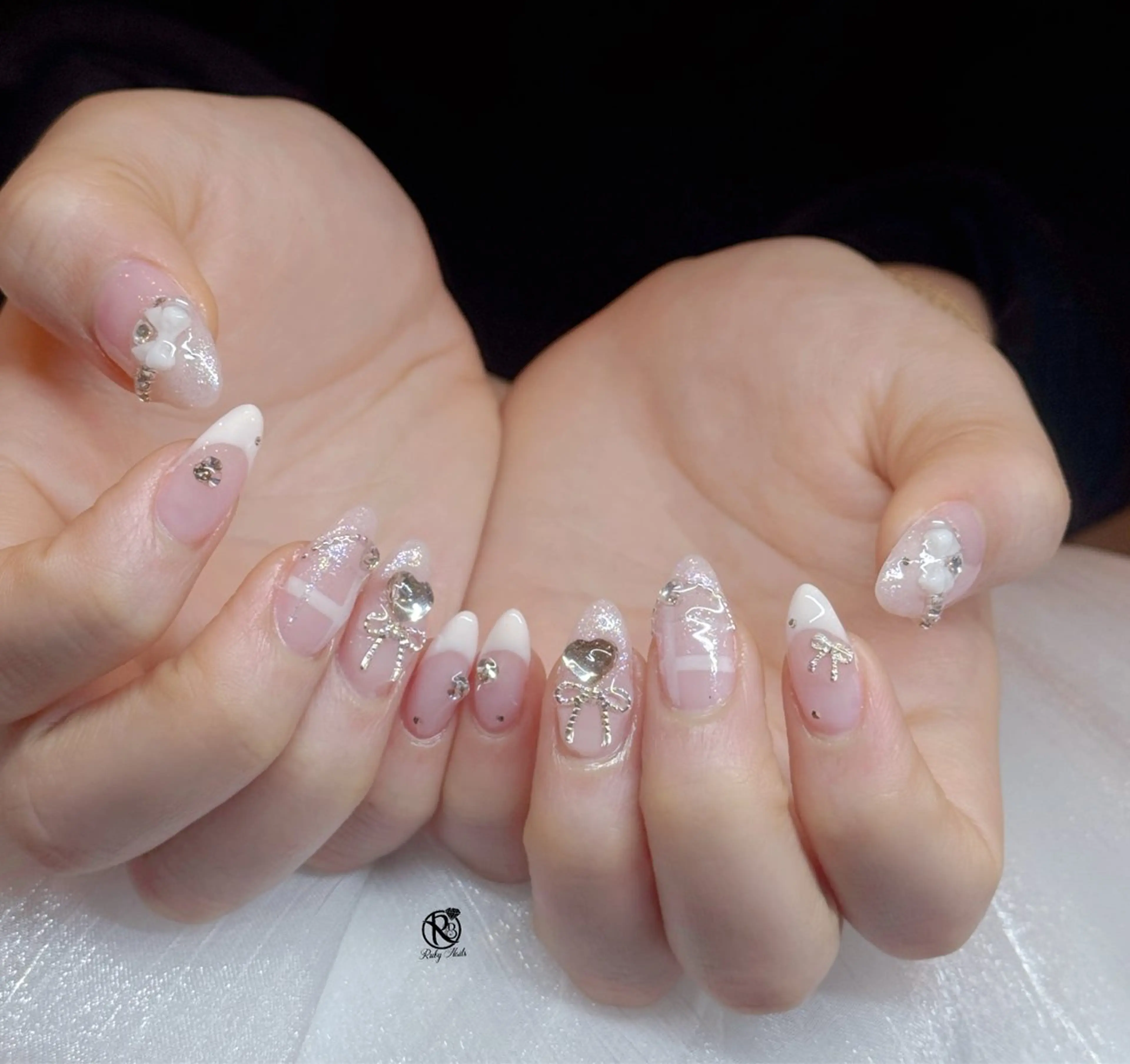 ネイル ボルドー ブラウン チークネイル ドット フットネイル ハンドネイル チェリネイルサロン 霞ヶ関のネイルデザイン