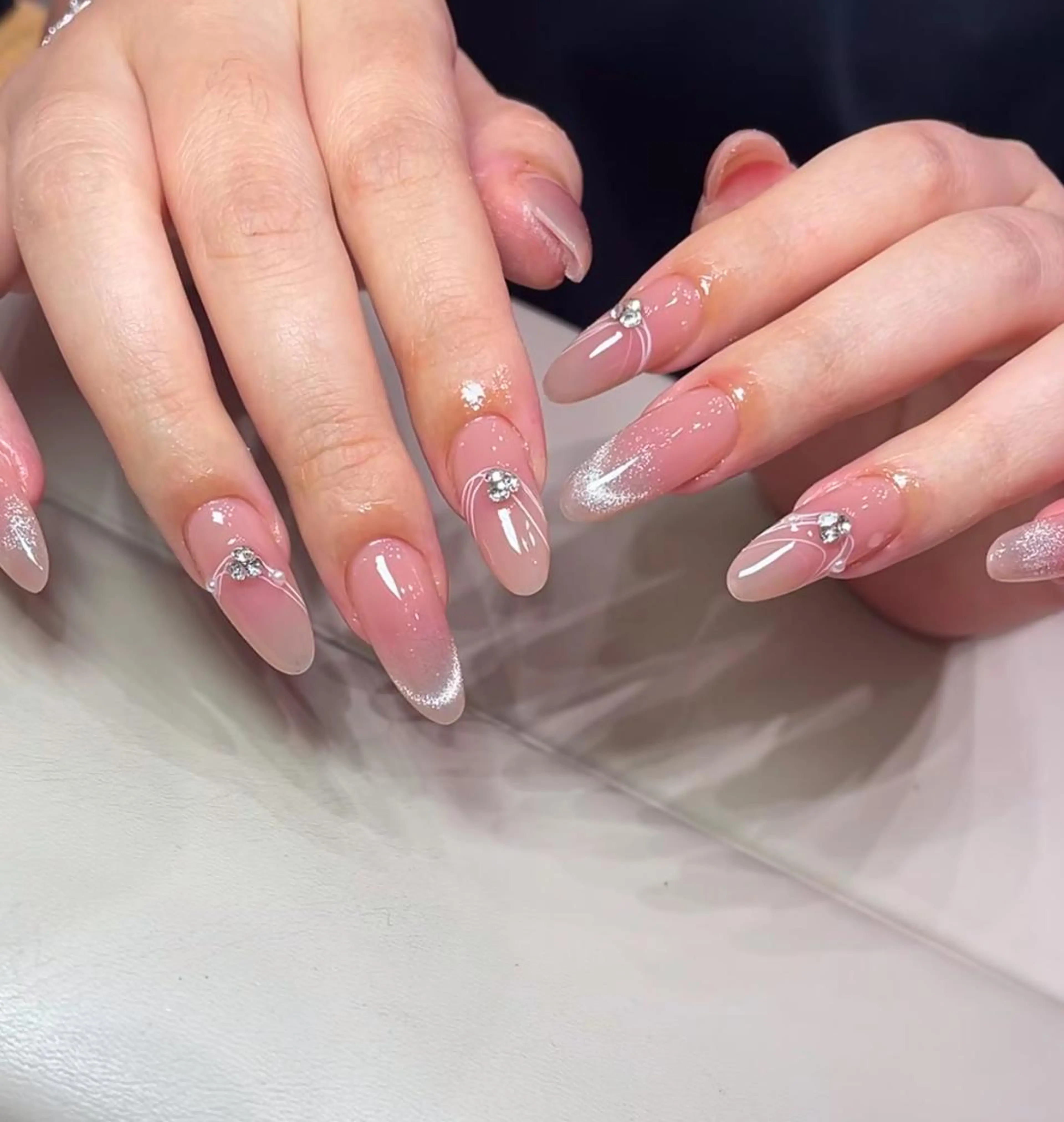 ネイル RAFFINE haru🦋🩵のネイルデザイン