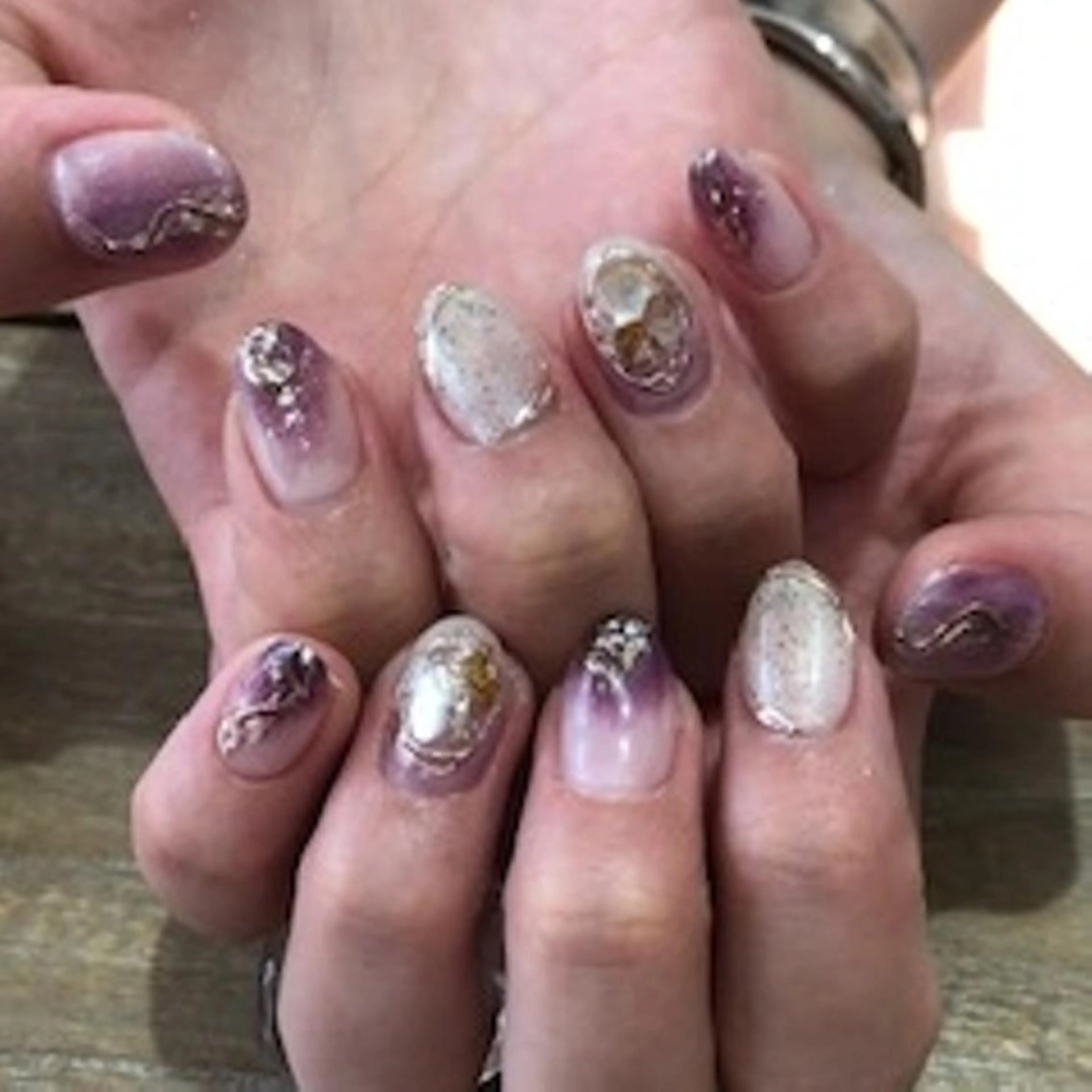 ネイル ニュアンスネイル 八木 香澄のネイルデザイン