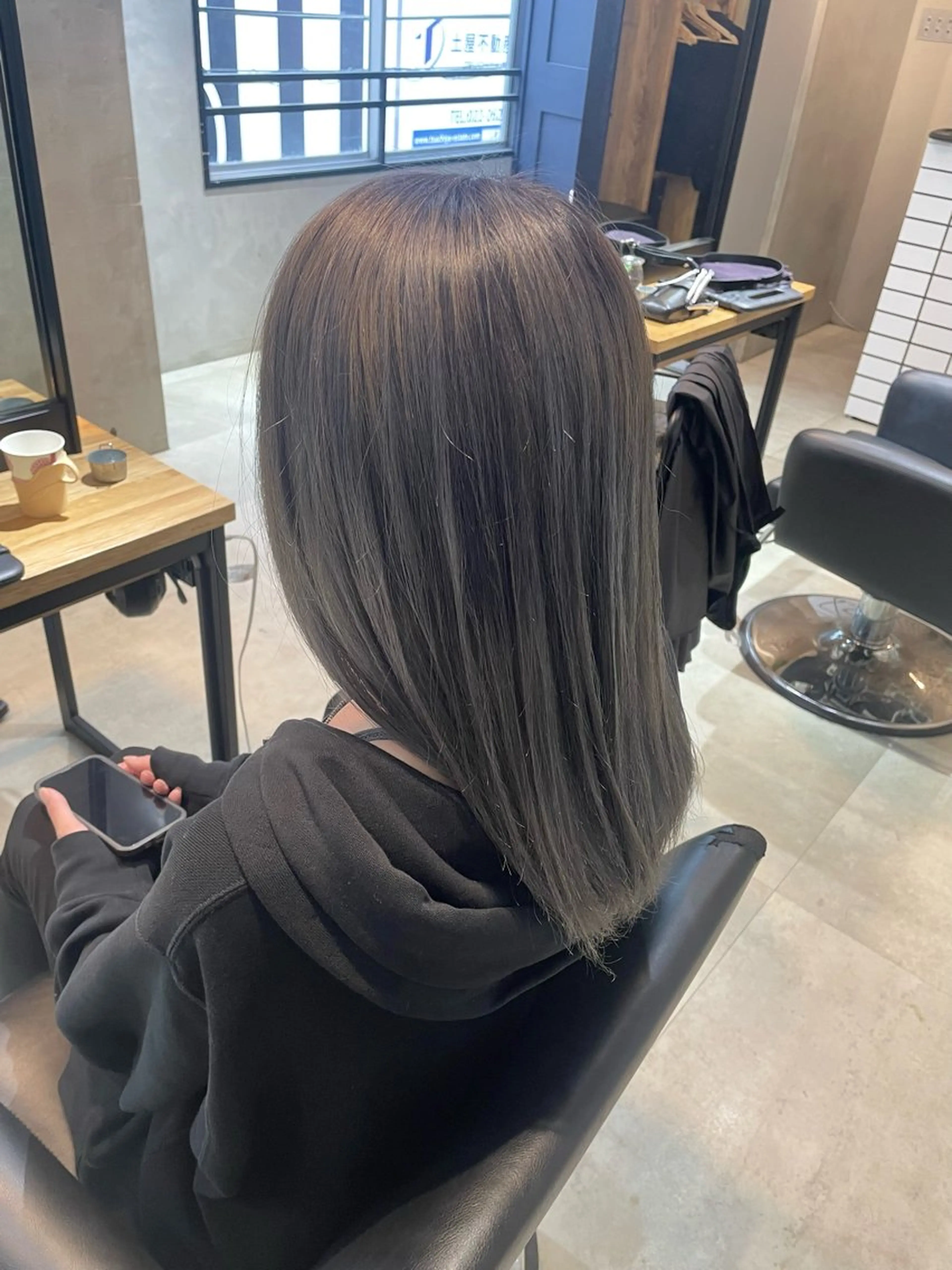 カラー ヘアカラー HAYATA/透明感 /派手髪/ケアブリのヘアスタイル