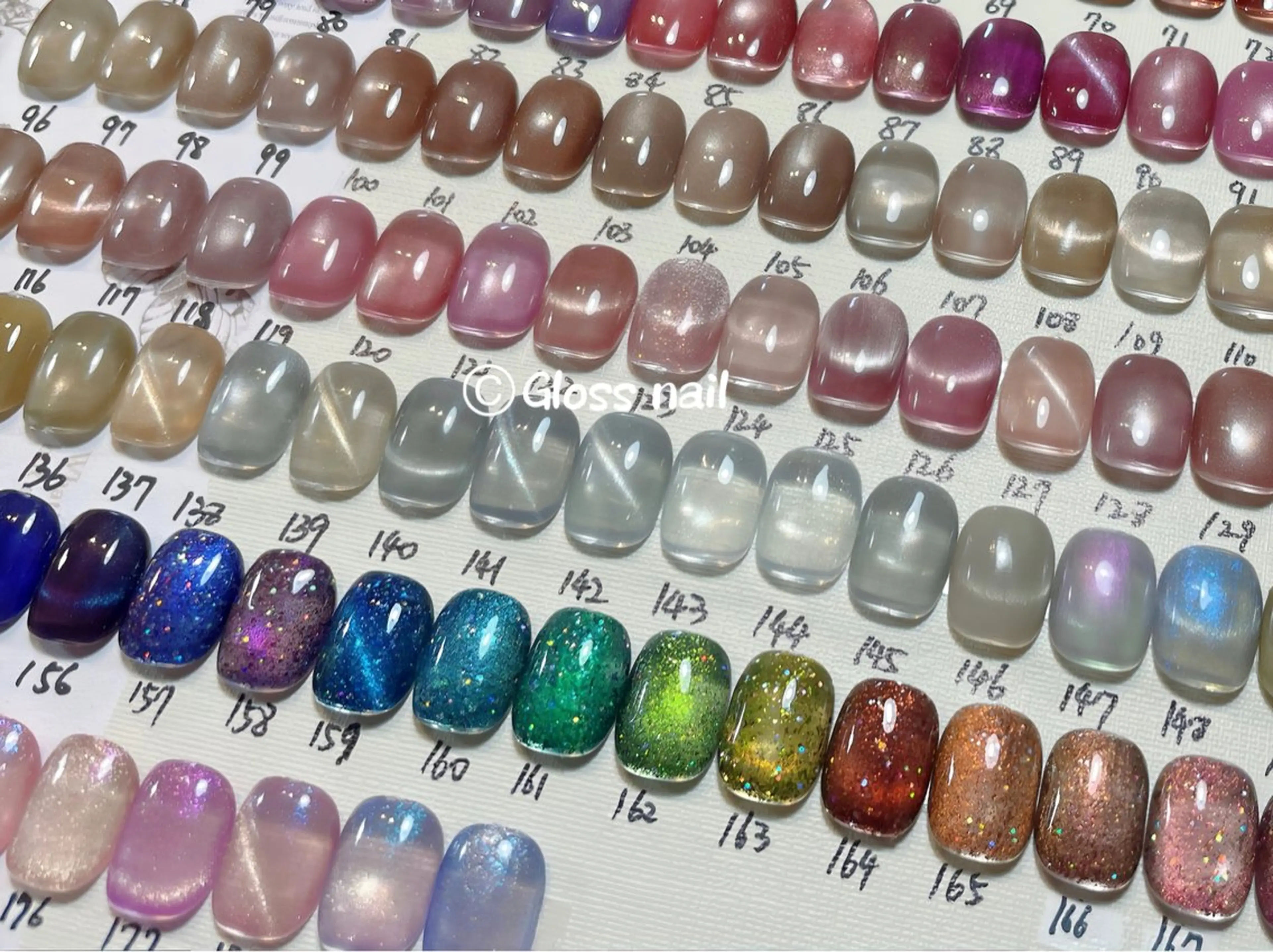 ネイル フラッシュネイル フラッシュマグ マグネットネイル Yuna✨ Gloss nailのネイルデザイン