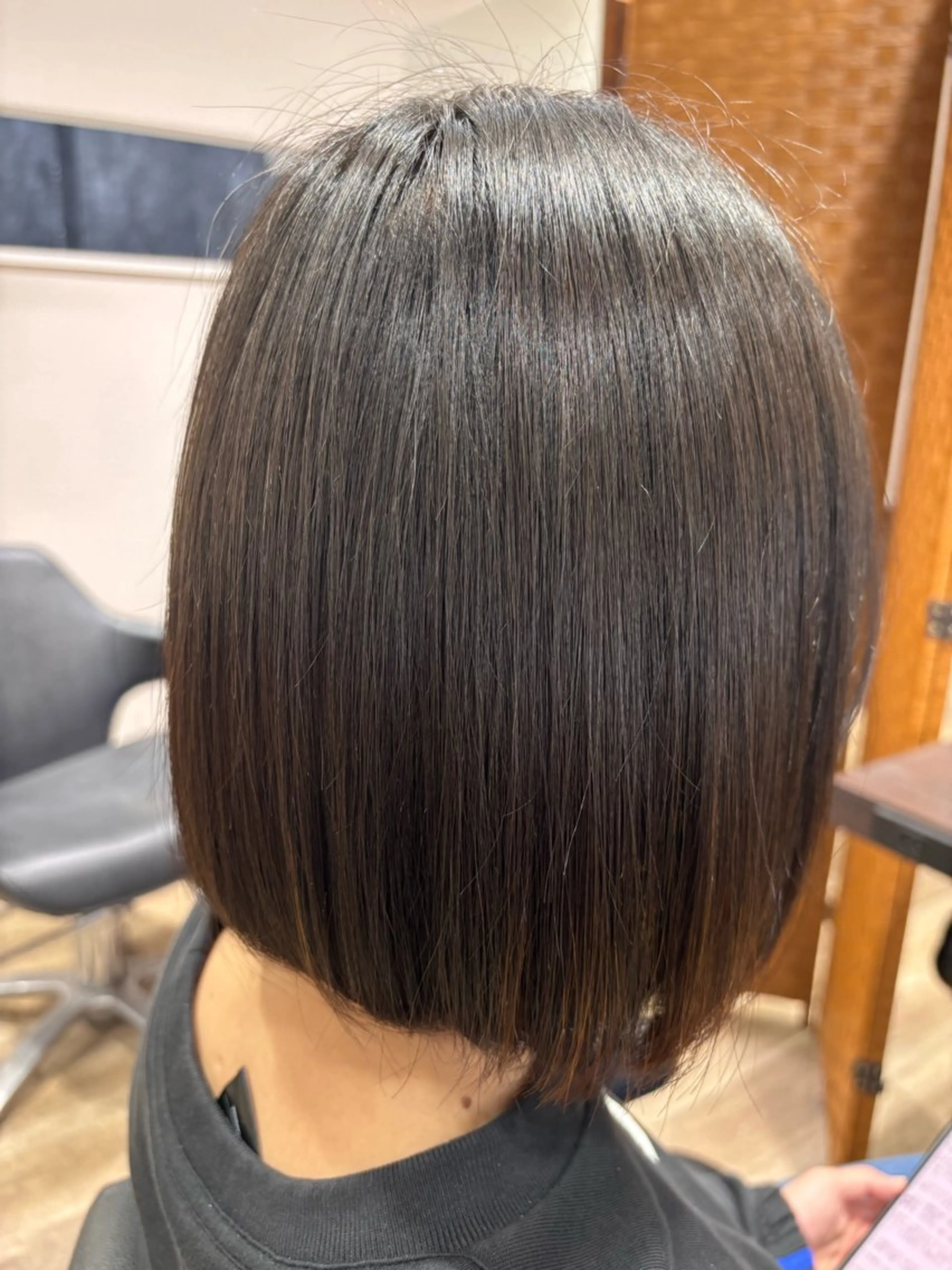 ミディアム STROKE 玲菜のヘアスタイル