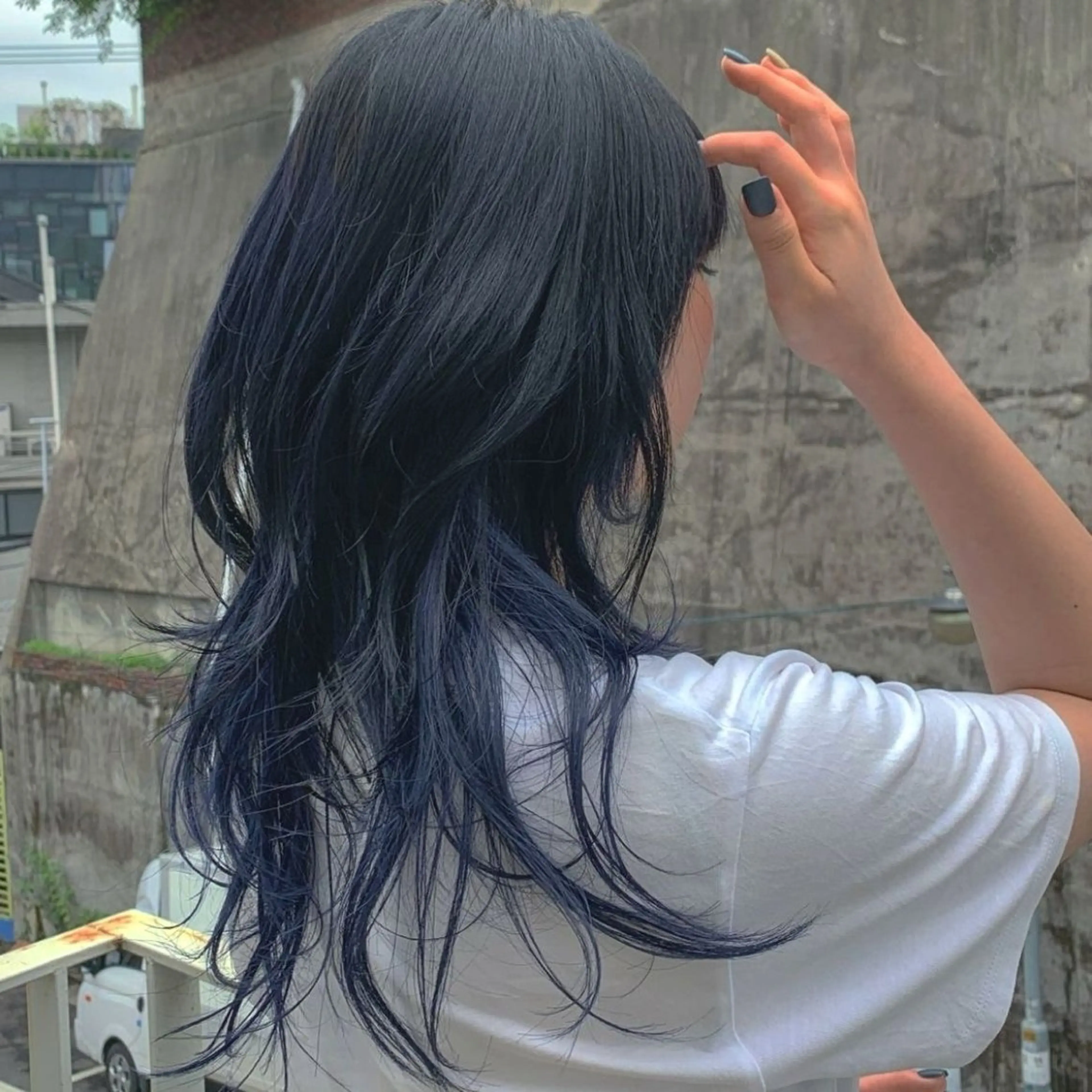 セミロング カラー ブリーチ ケアブリーチ 透明感カラー ハイトーンカラー 顔まわりレイヤー nonoka オリーブ/レイヤーのヘアスタイル