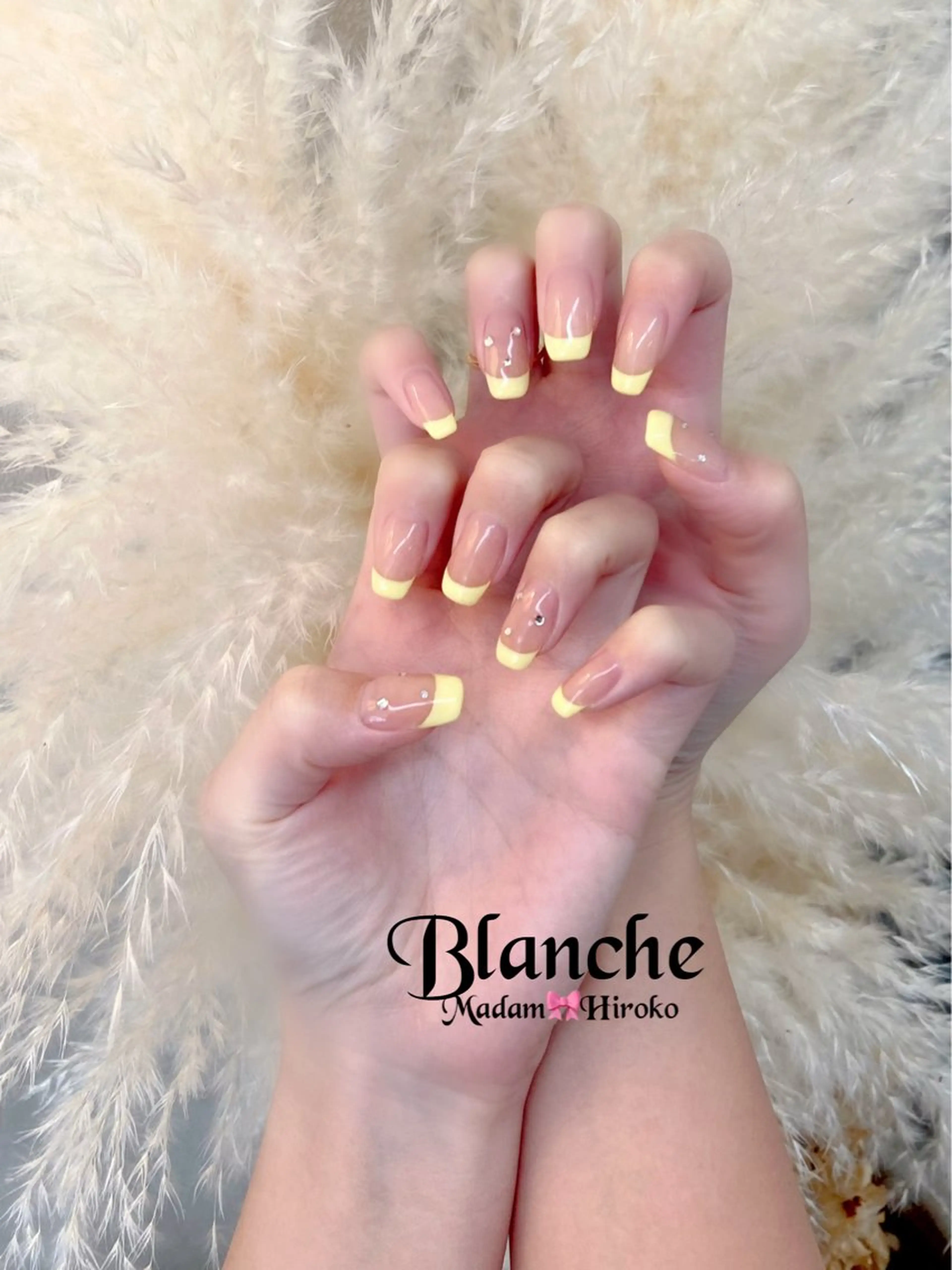ネイル フレンチネイル ガーリー 黄色 Lianネイル 寛子Lianのネイルデザイン