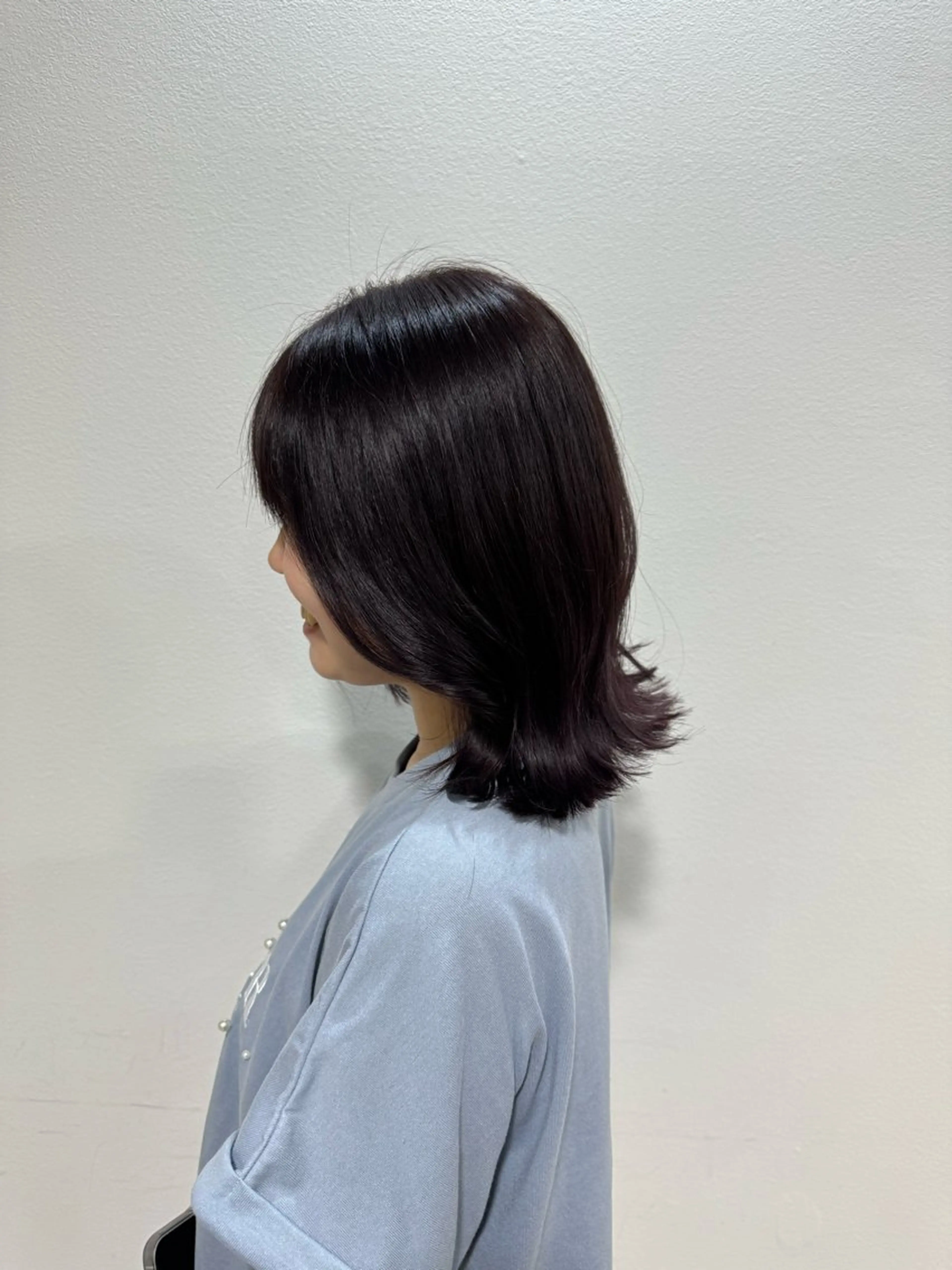 ミディアム 水口 莉央のヘアスタイル