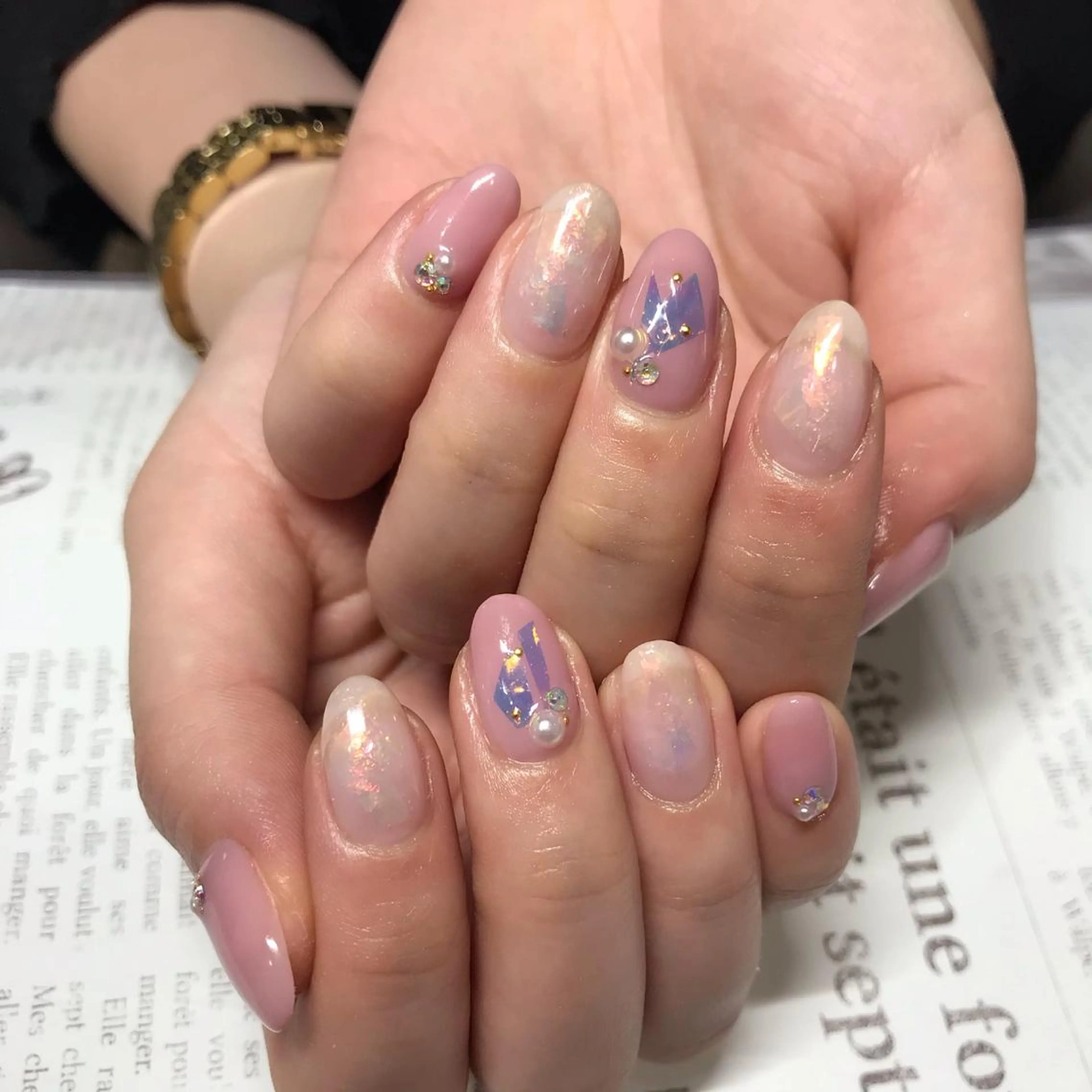 ネイル elu ：nail＆eyeのネイルデザイン