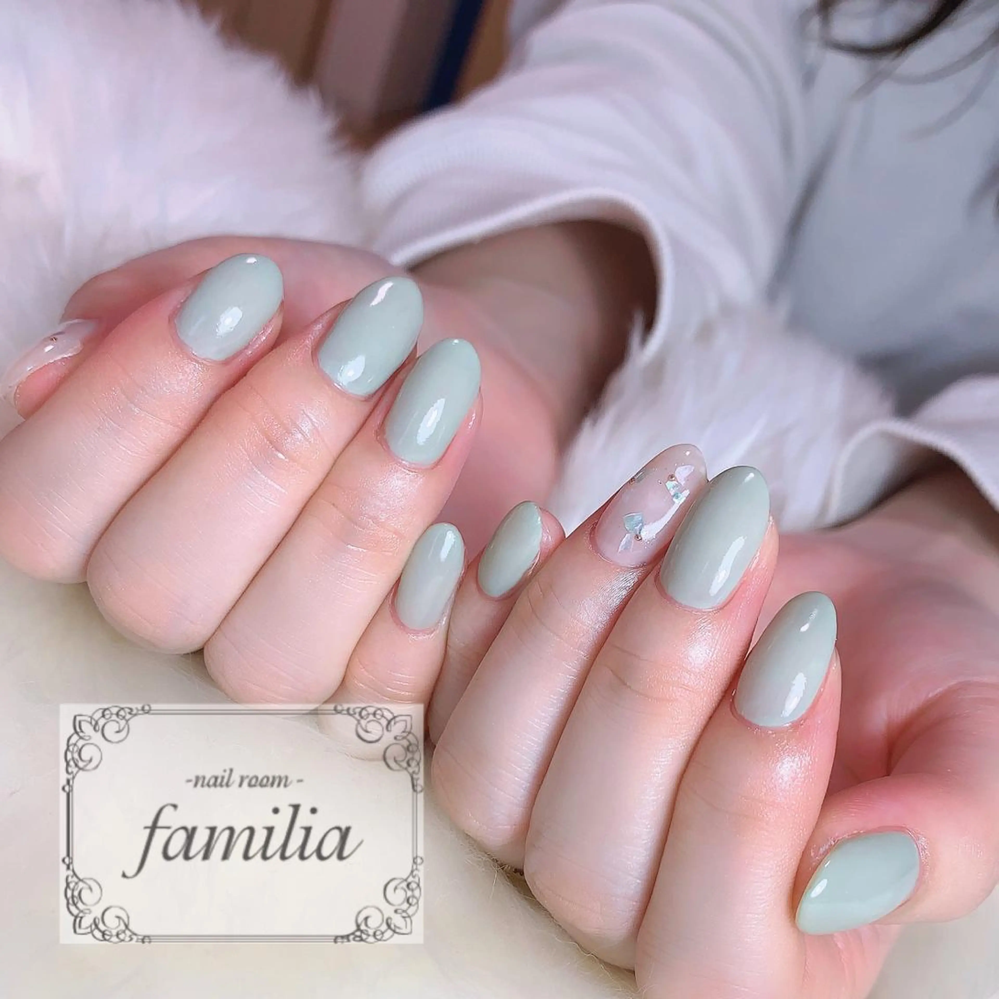 ネイル -nailroom- familiaのネイルデザイン